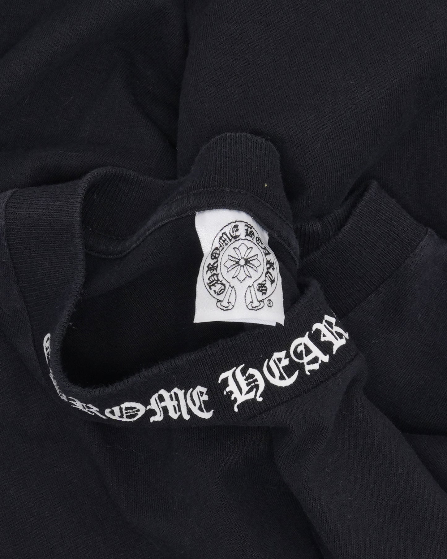 Vintage Vine Dagger Neck Logo Pocket T-Shirt