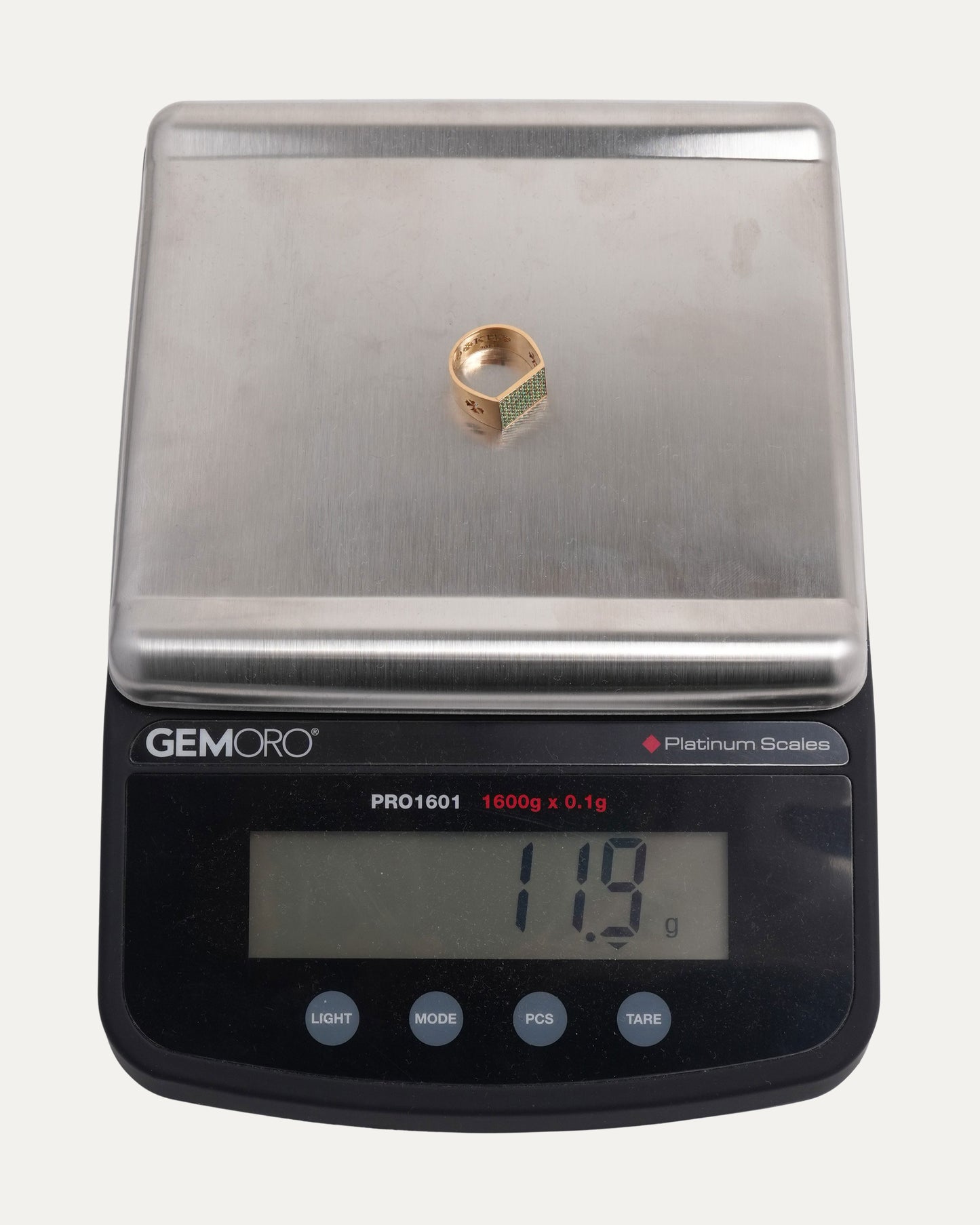 Gold Emerald Cigar Band Ring