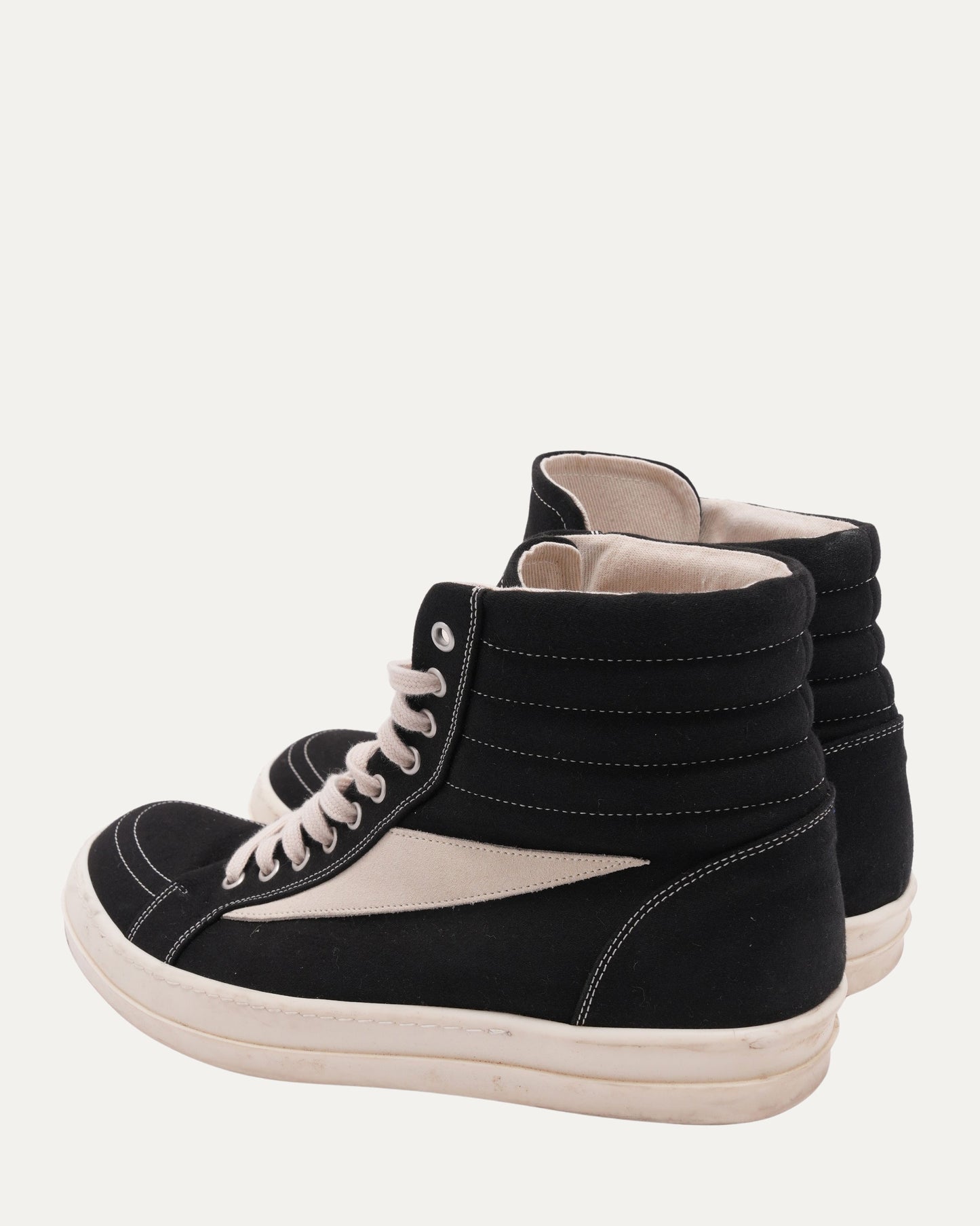 High Top Vintage Sneakers