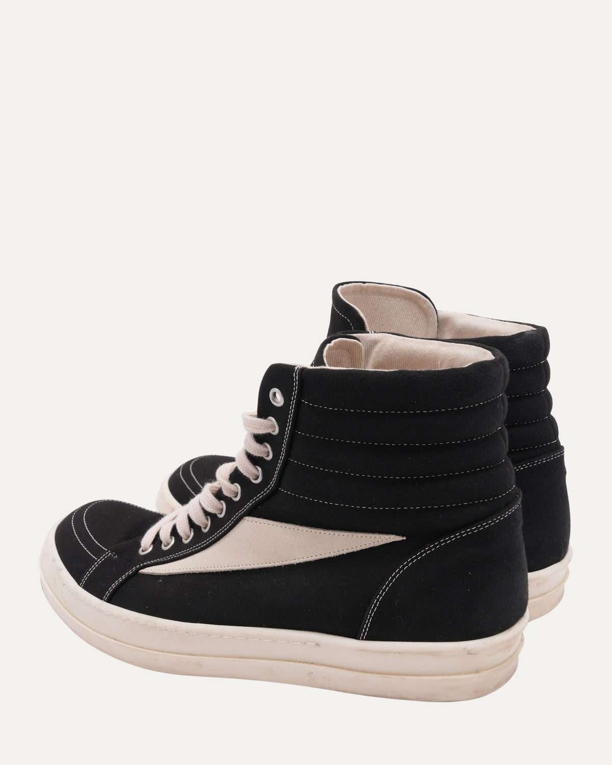 High Top Vintage Sneakers