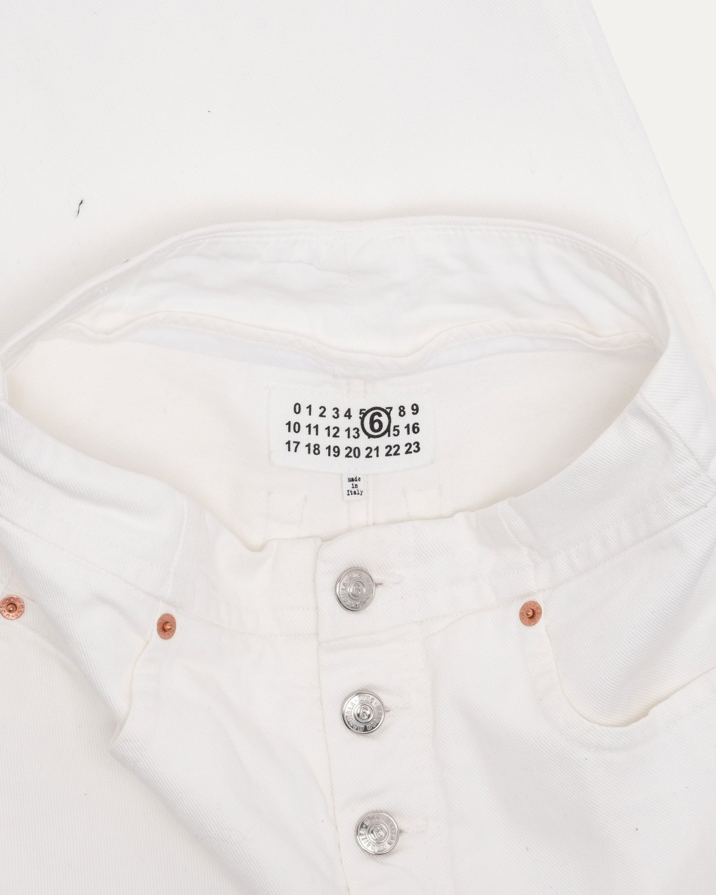 MM6 Exposed Button Jeans