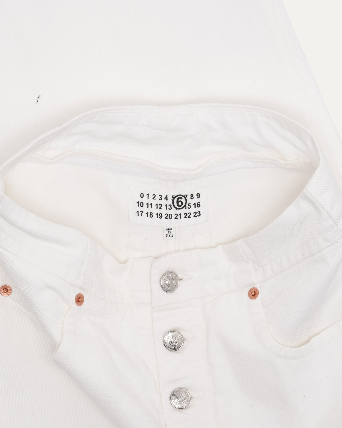 MM6 Exposed Button Jeans