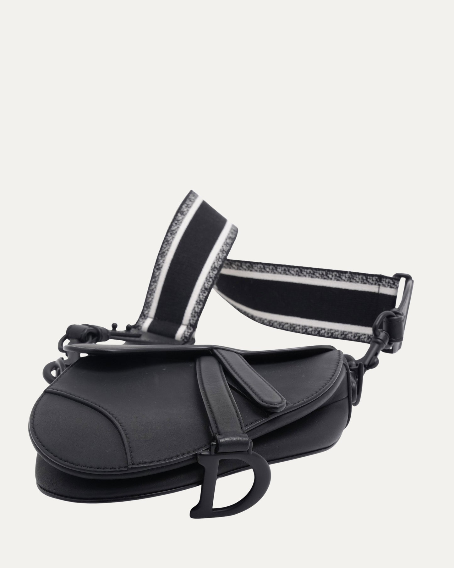 Ultramatte Saddle Bag
