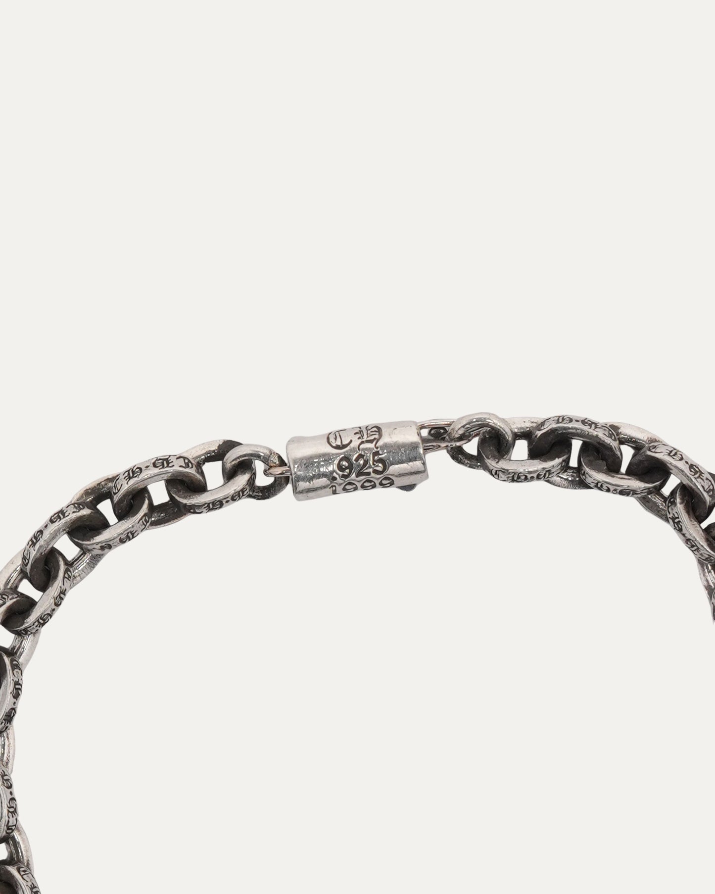 Paper Chain Bracelet