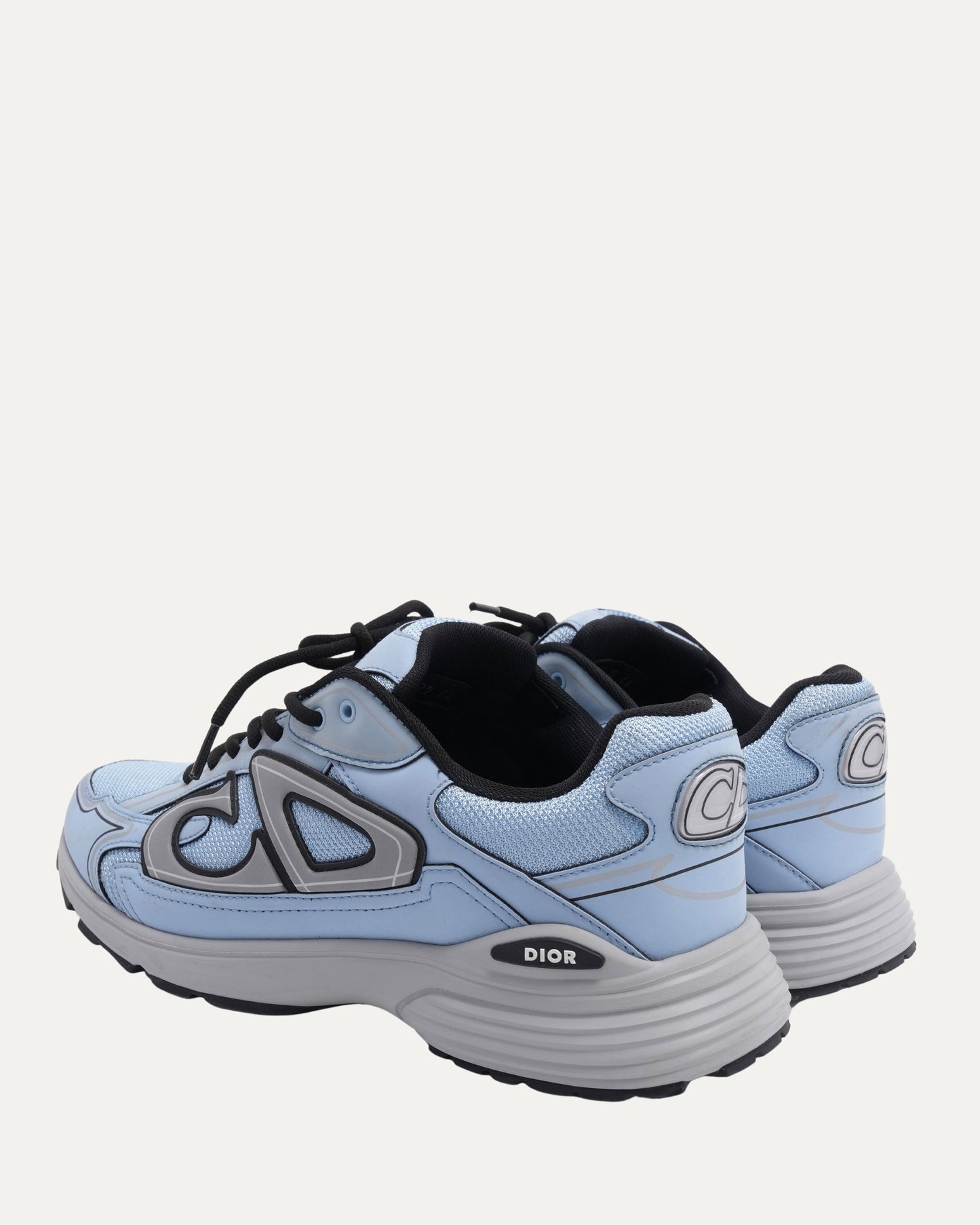 B30 Sneakers