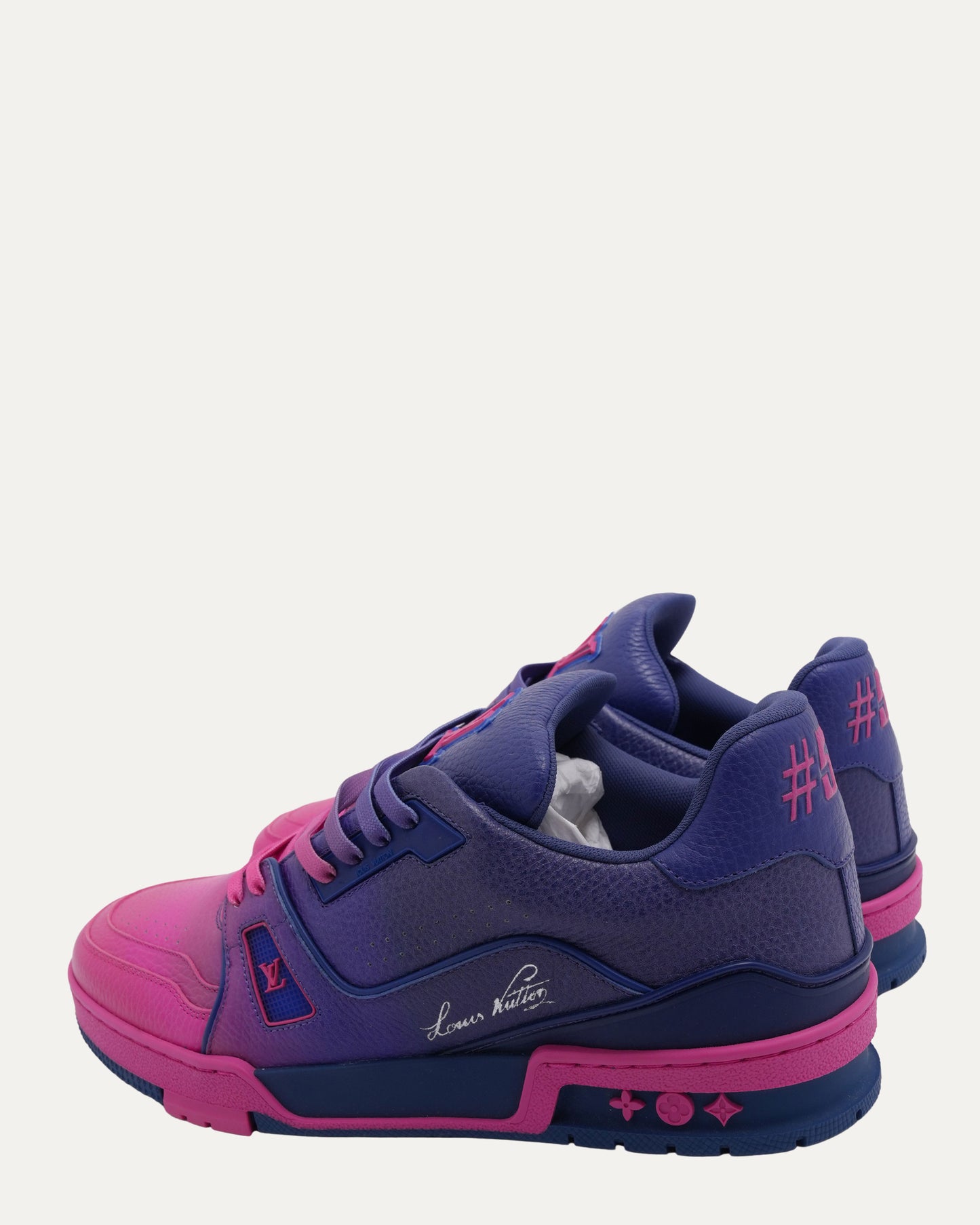 Ombre LV Trainer