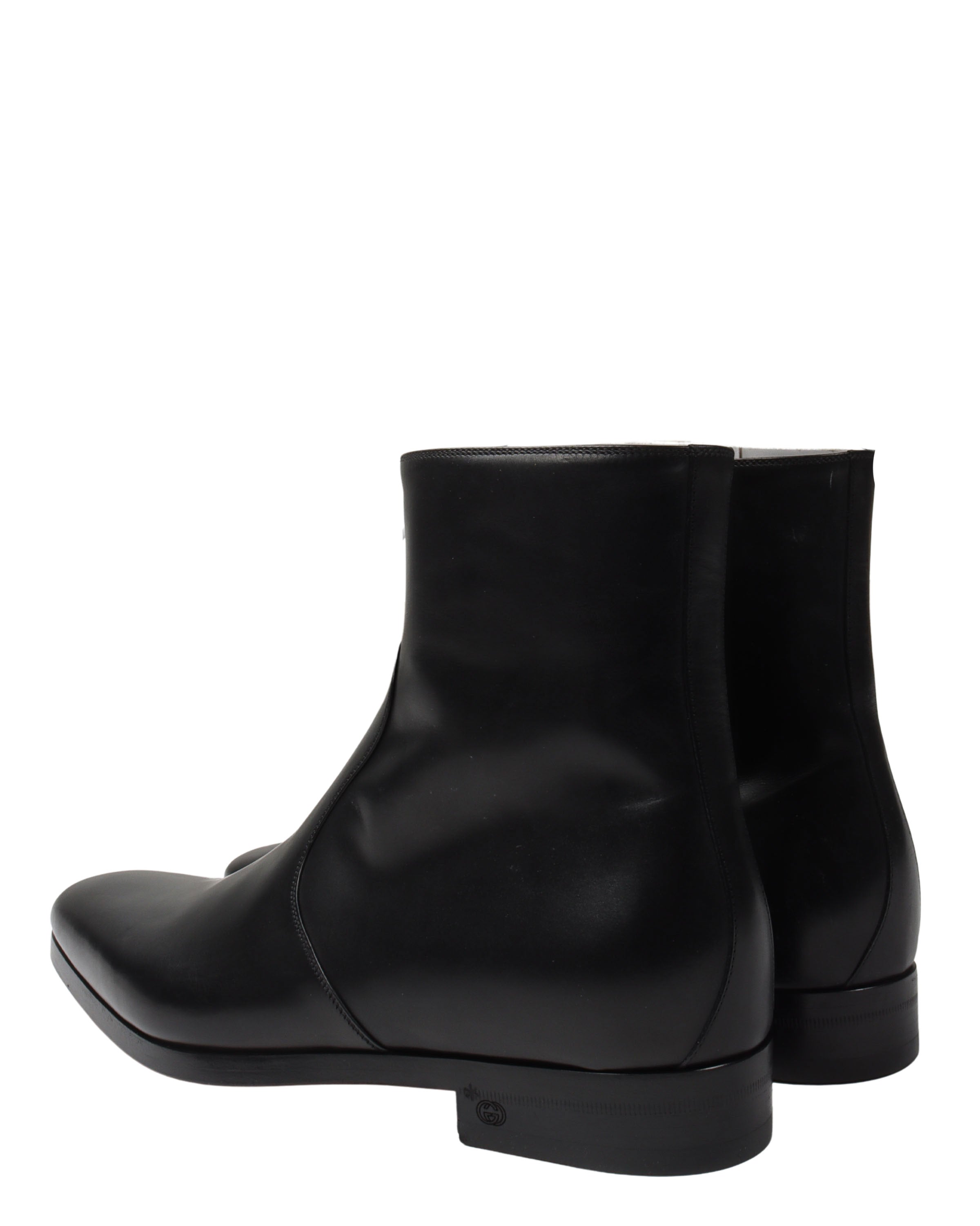 Side-Zip Leather Chelsea Boots