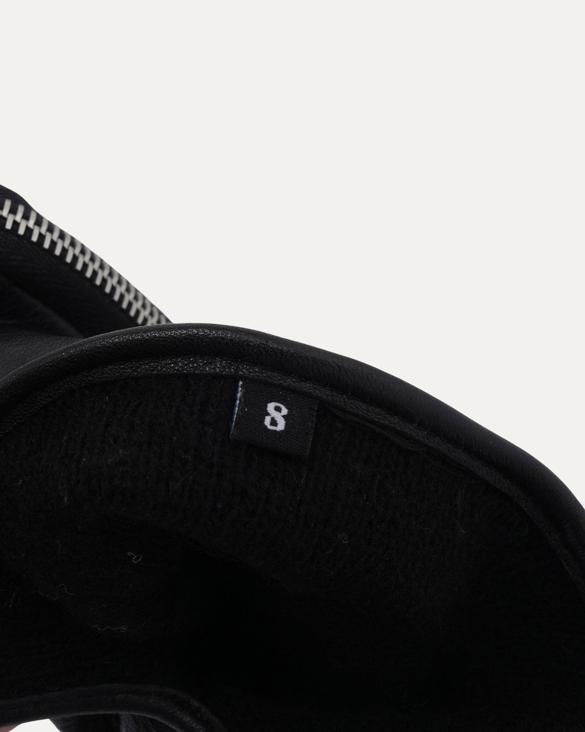 Triangle Pouch Leather Gloves