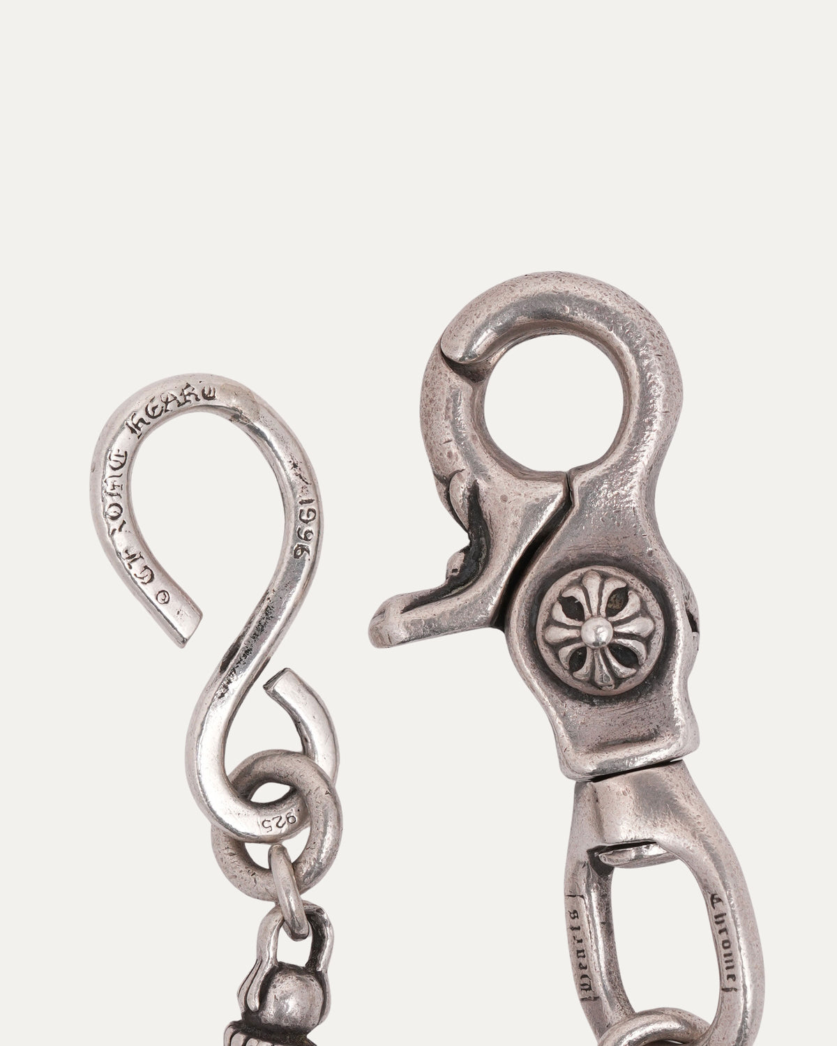 Barrel Wallet Chain