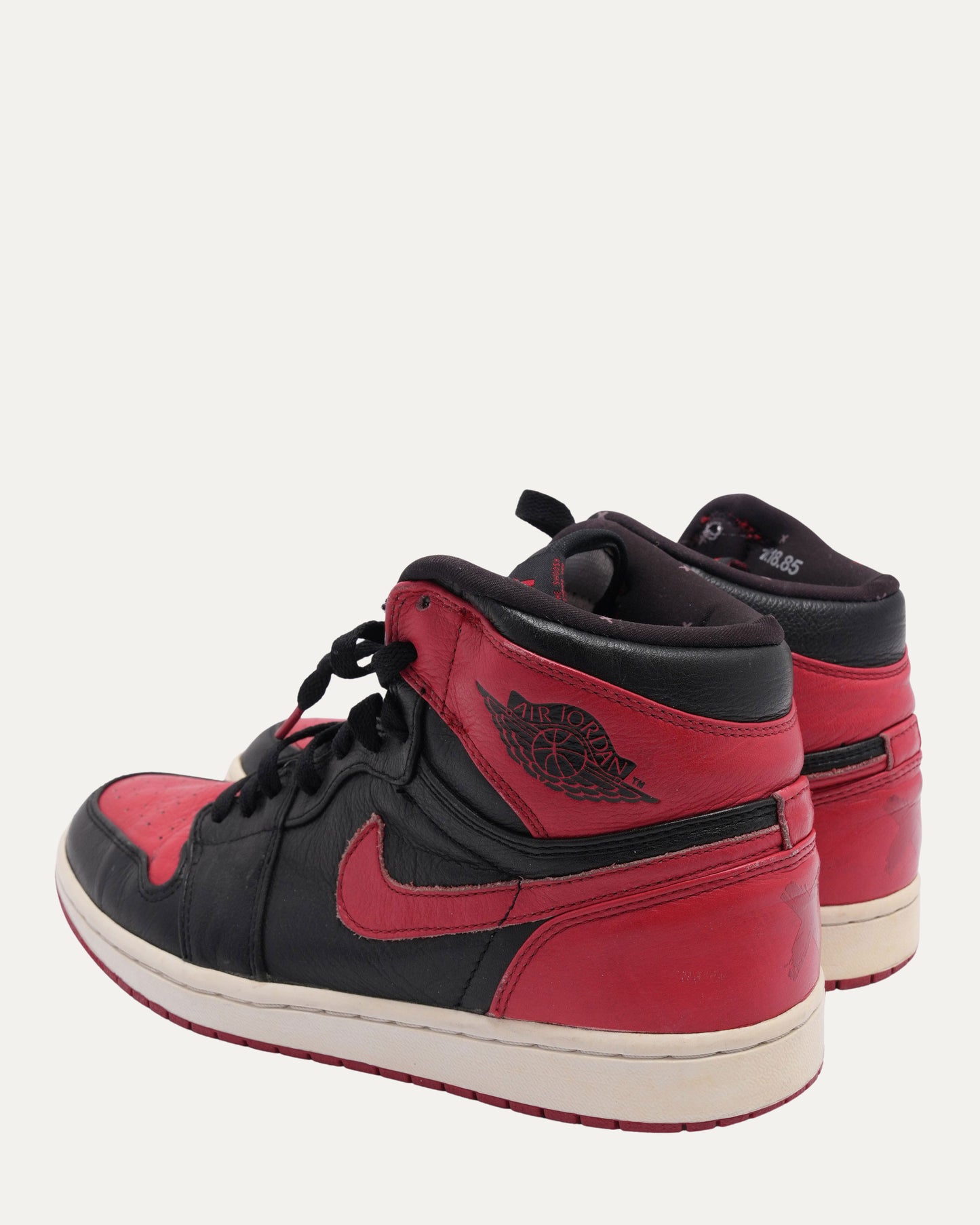 Air Jordan 1 Banned Bred Sneakers