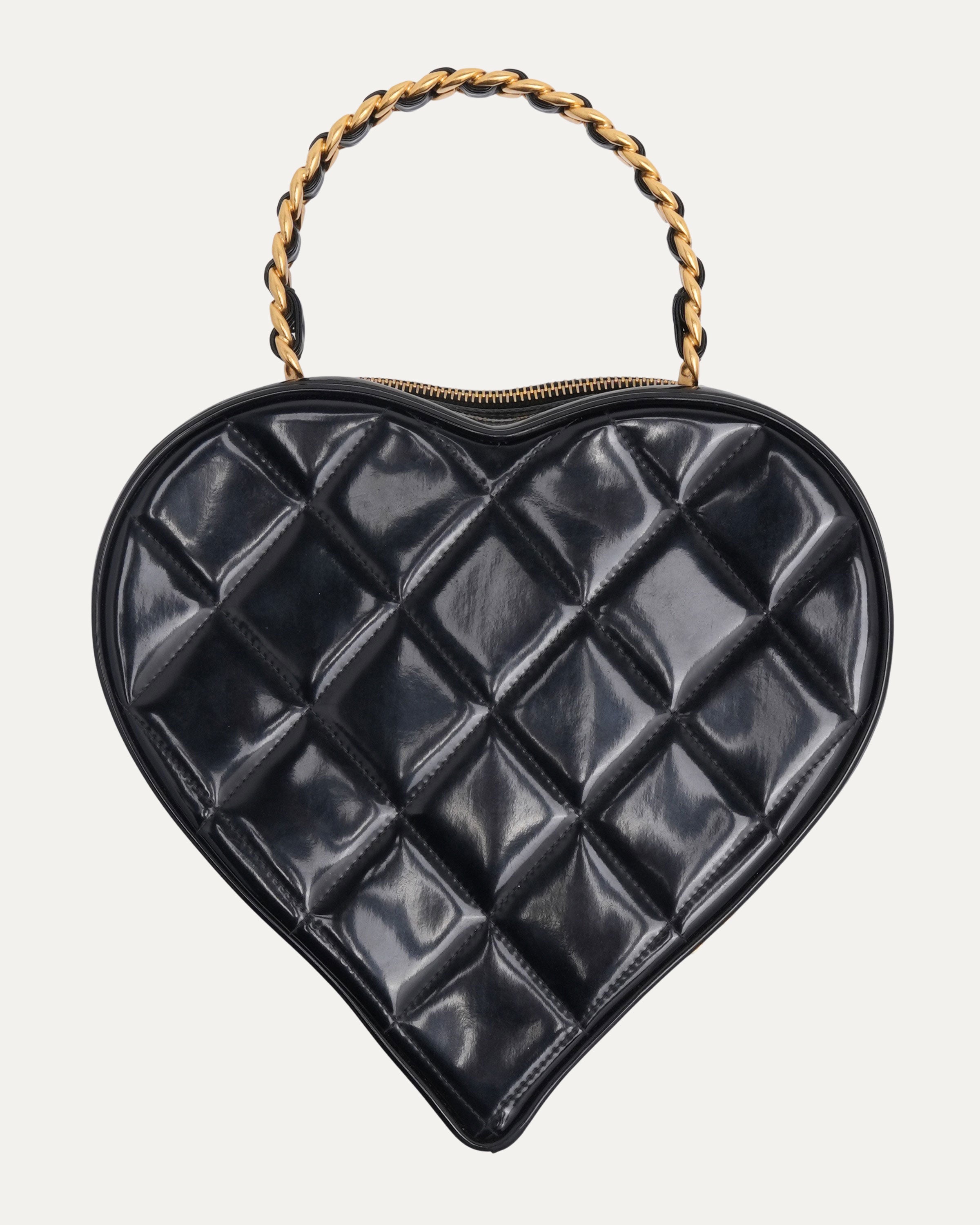 Chanel 1995 Patent Leather Heart Vanity Bag – Justin Reed