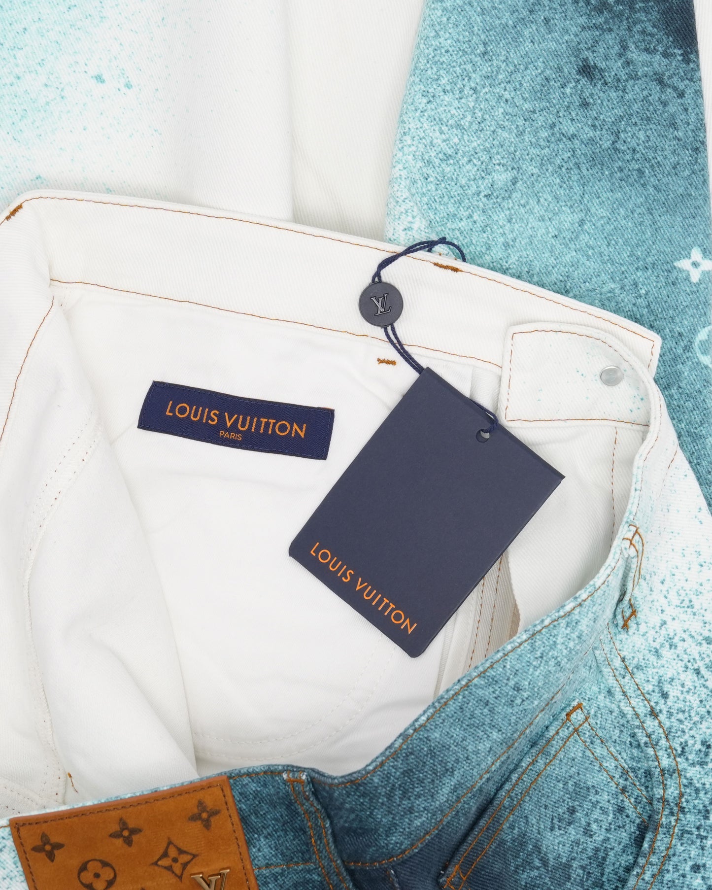 Spray Monogram Jeans