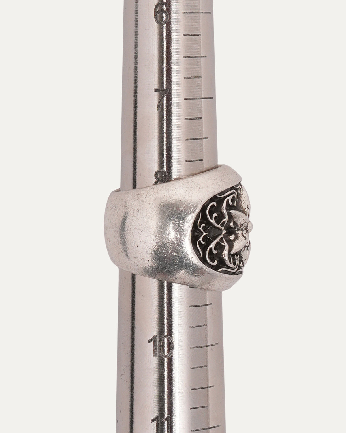 Oval Star Ring