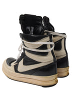 AW2006 Oreo Dunks