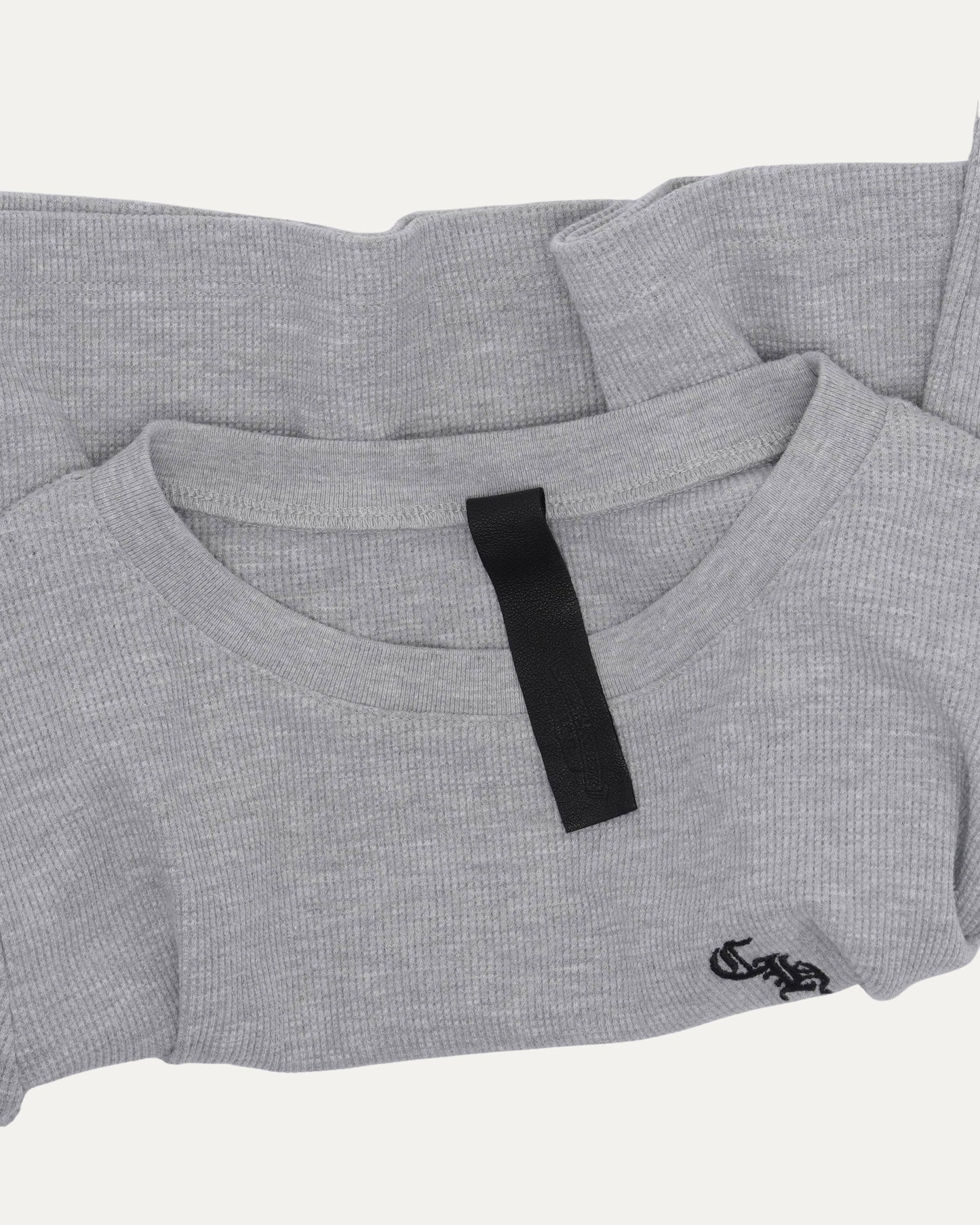 Cropped Embroidered Thermal Long Sleeve T-Shirt