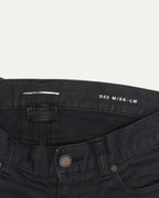 D02 Jeans