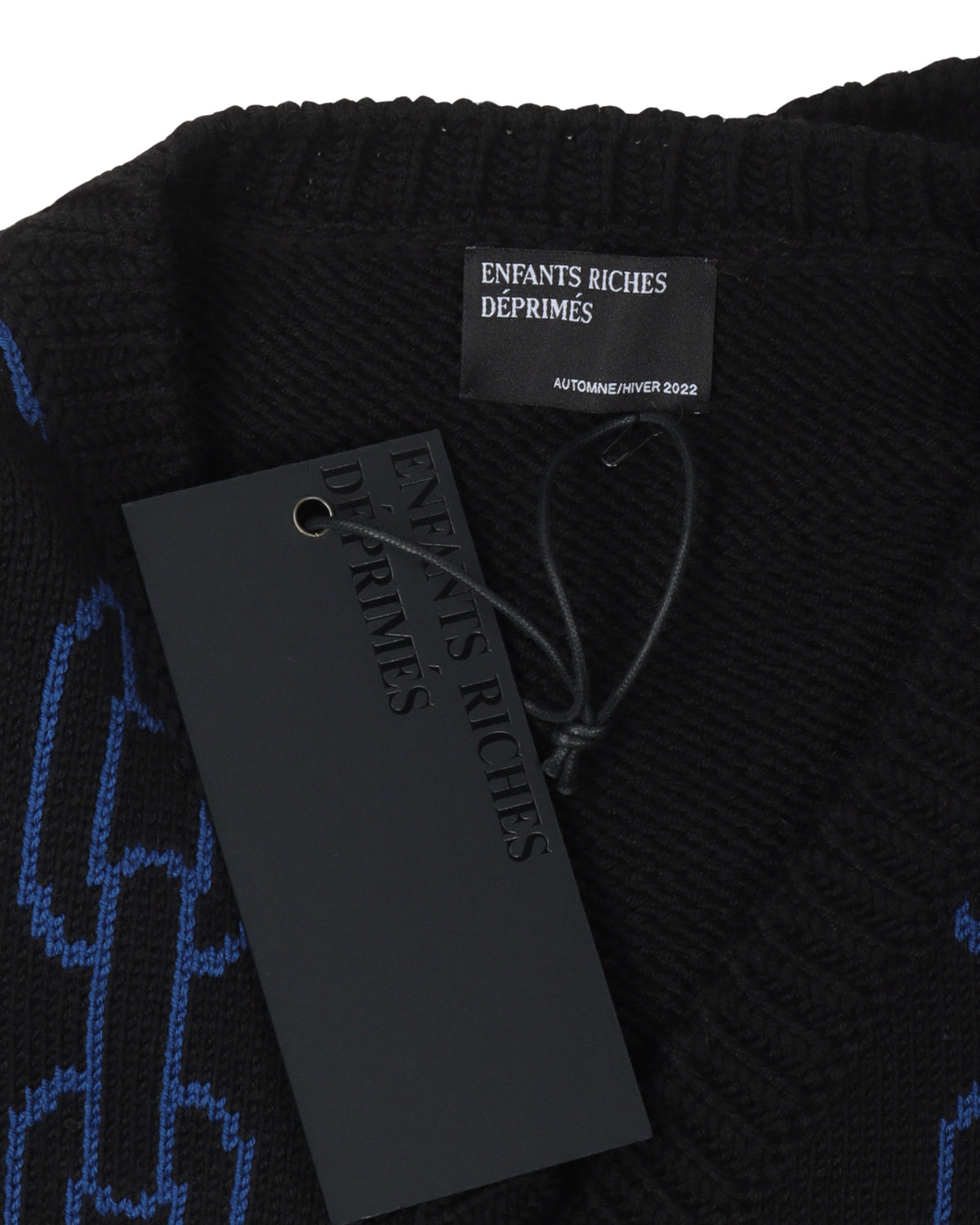 AW22 V-Neck Chain Sweater
