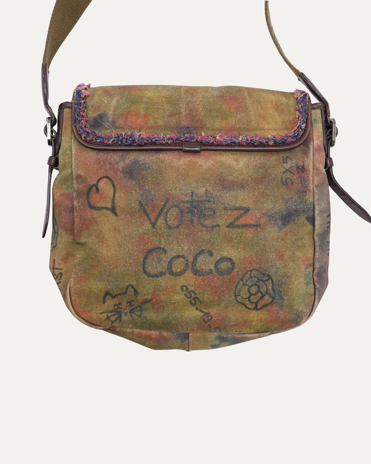 Washed Toile Graffiti On The Pavements Small Messenger Bag