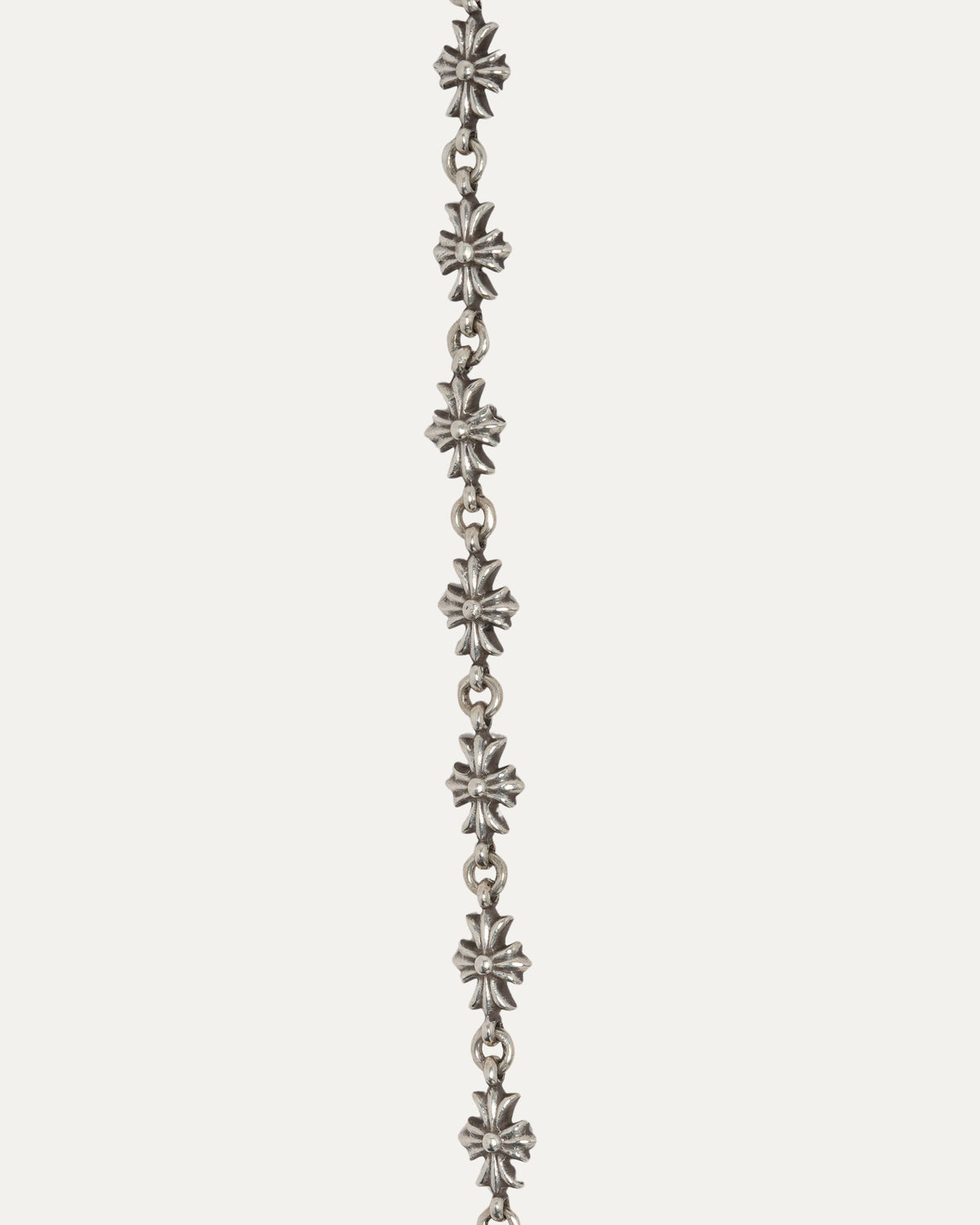 Tiny E Bracelet