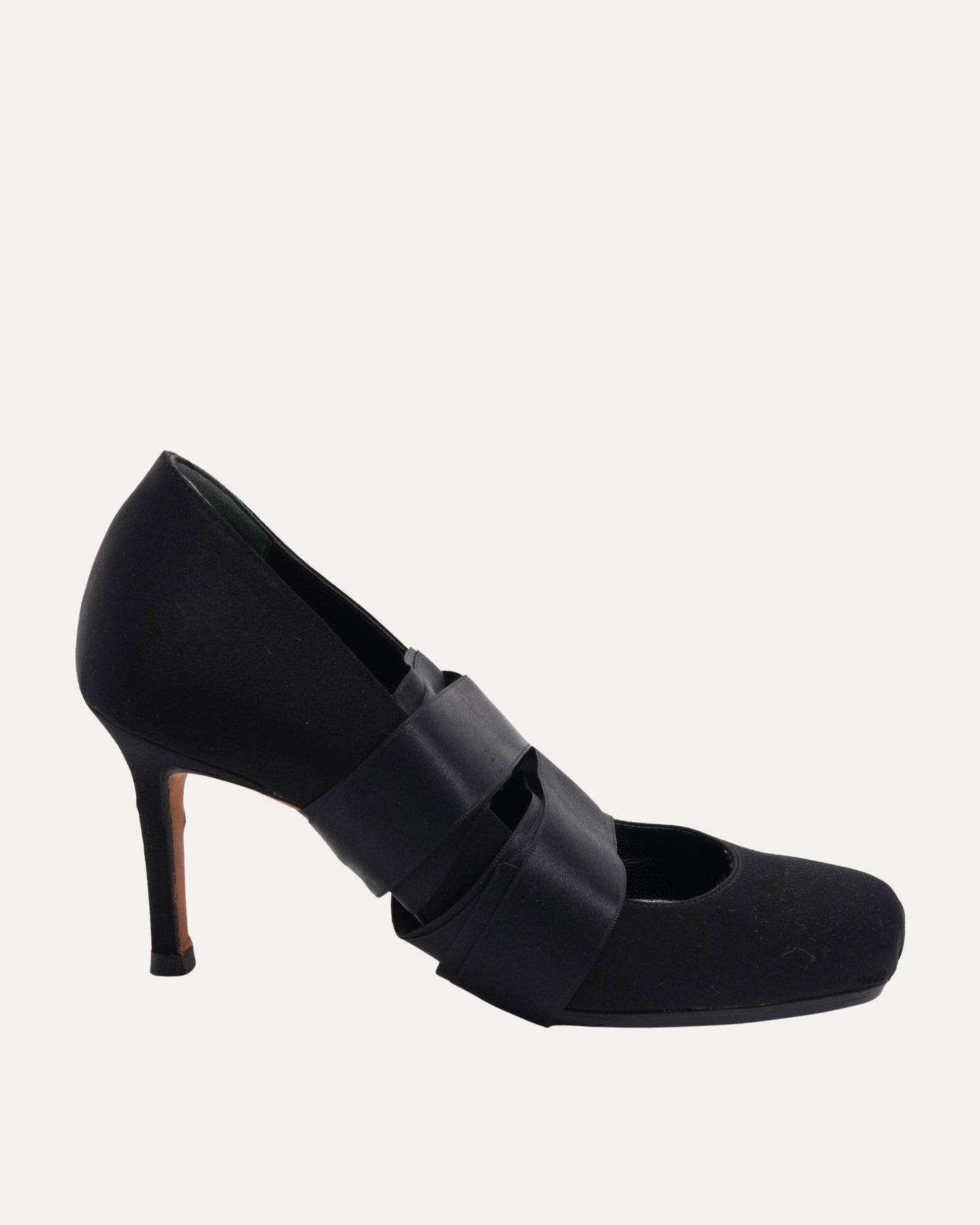 c. 2002 Satin Ballerina Shoes