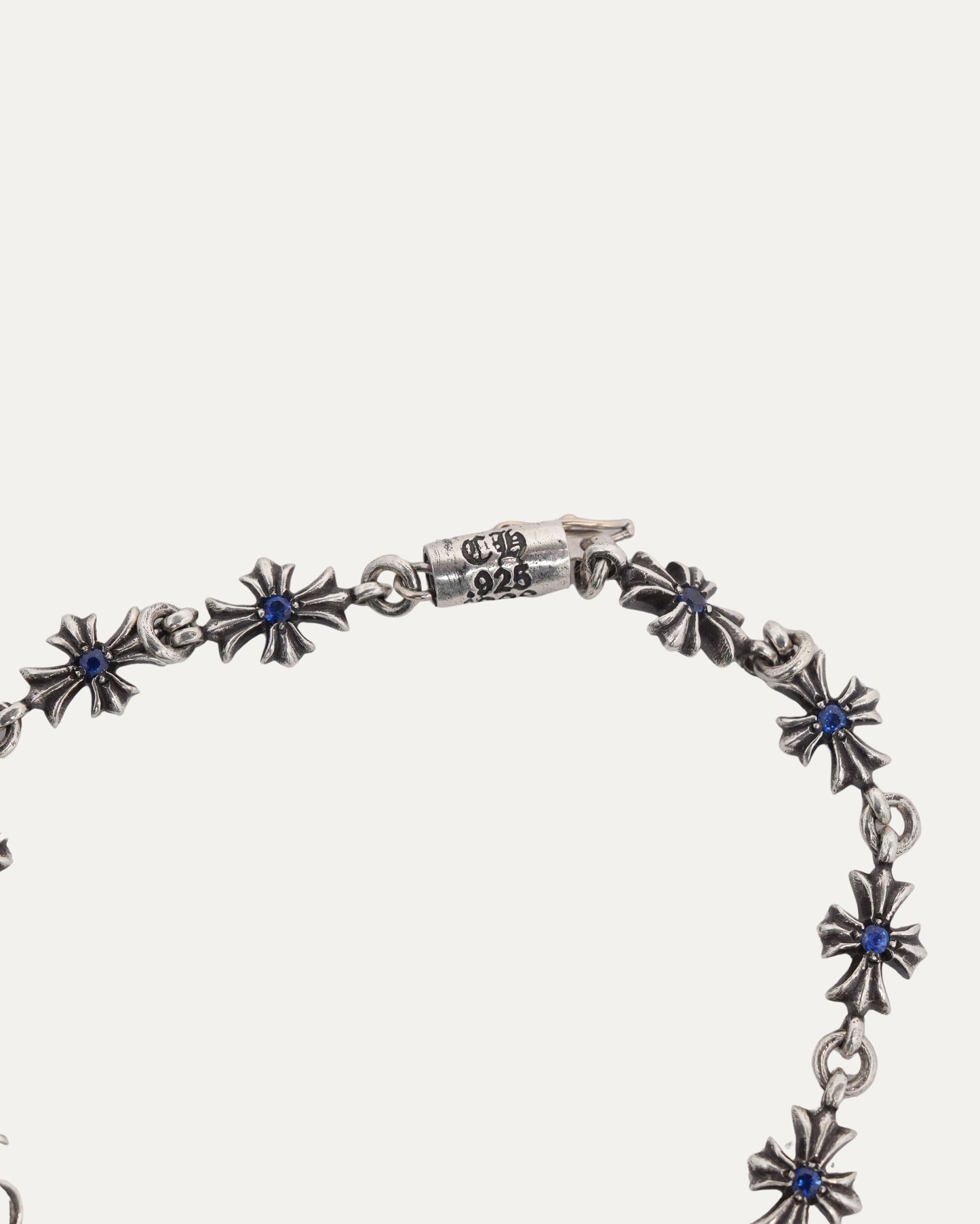 Sapphire Tiny E Bracelet