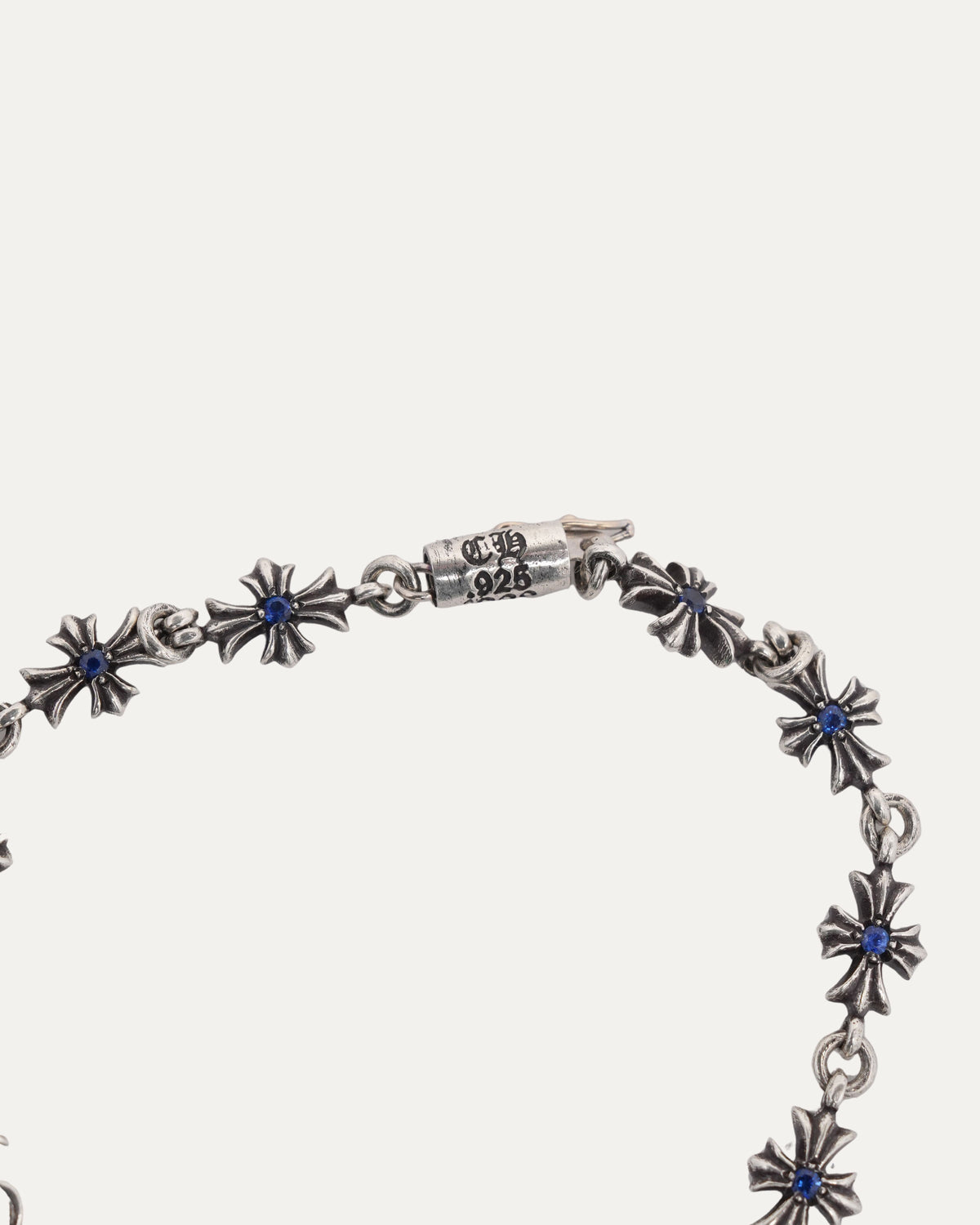 Sapphire Tiny E Bracelet