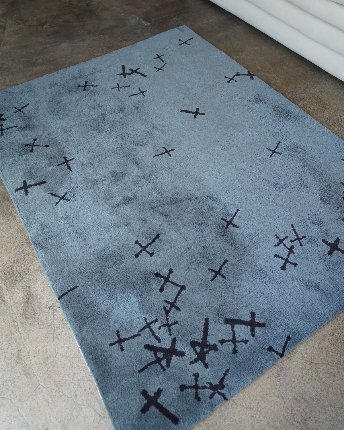 AW02 "Witch's Cell Division" Cross Rug
