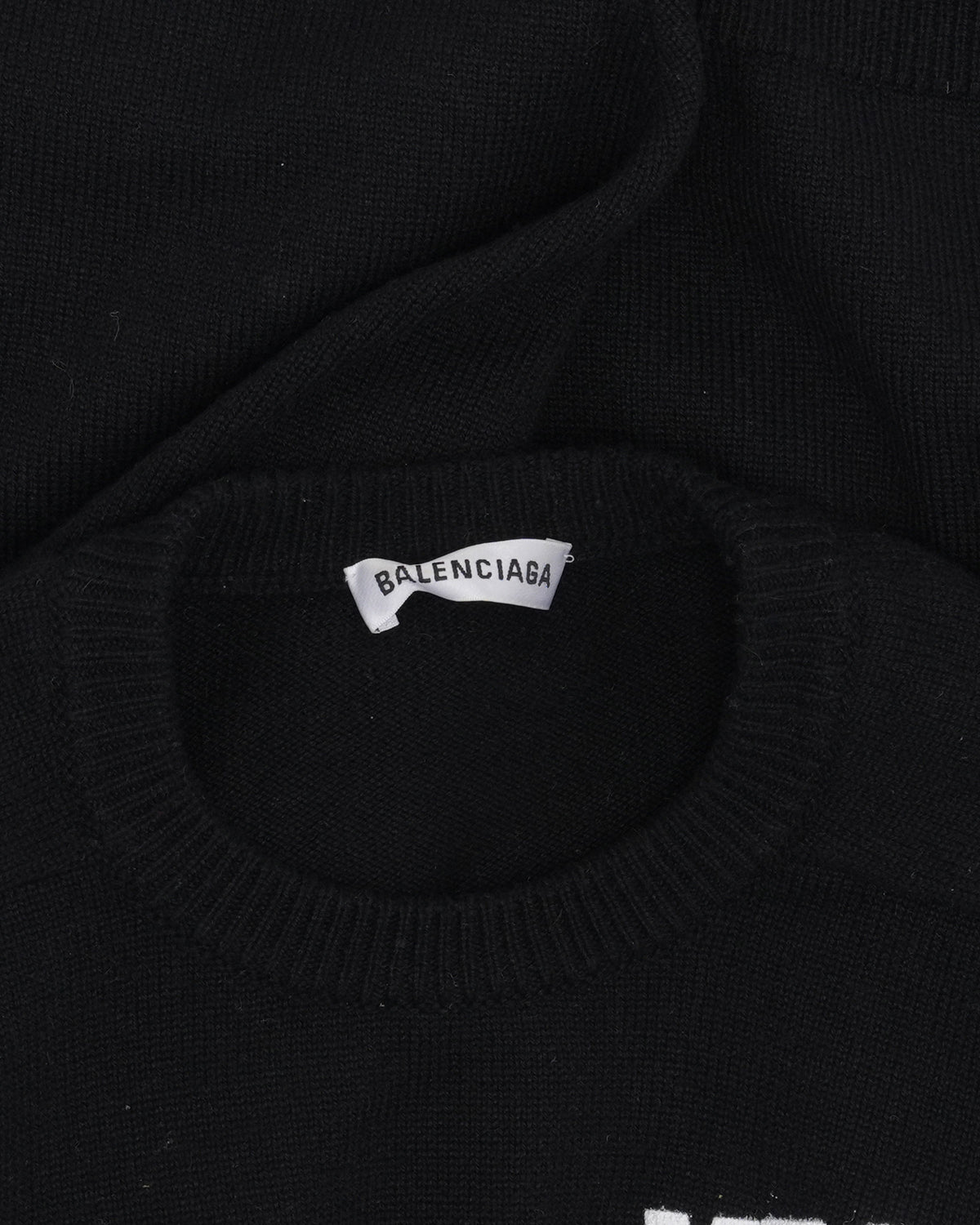 YE24 Cashmere Sweater
