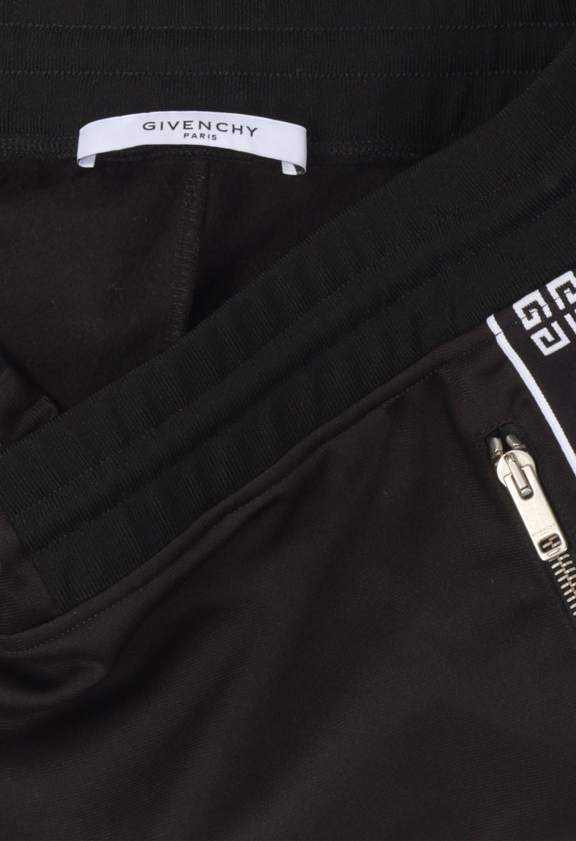 Side-Logo Shorts