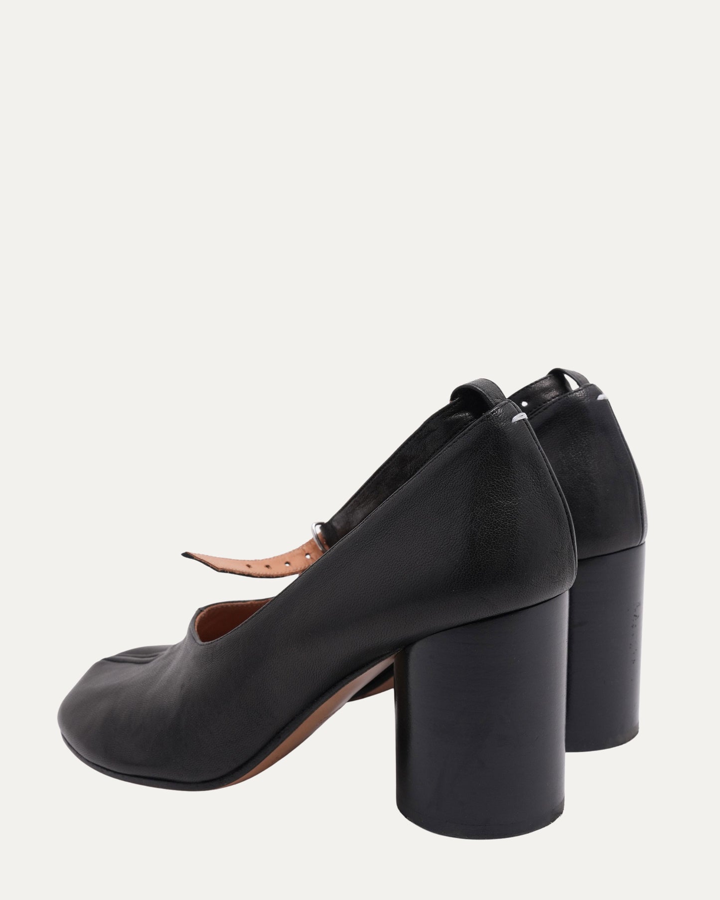 Tabi Mary Jane Pumps