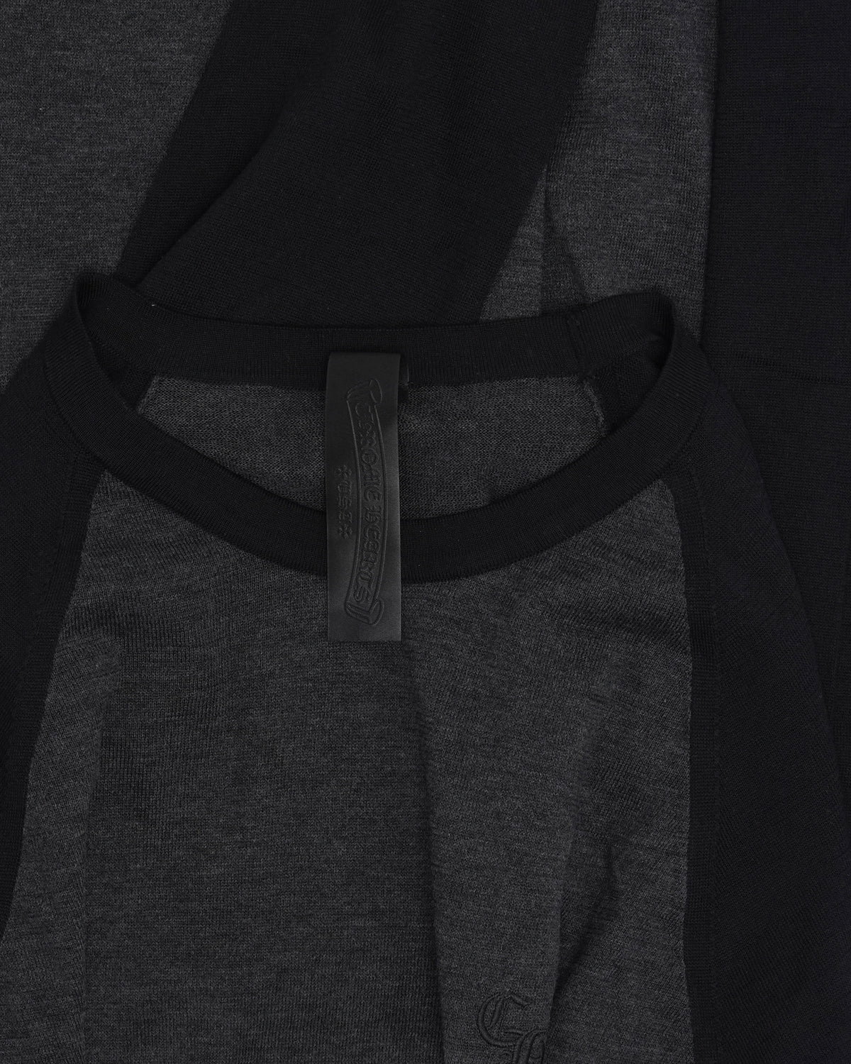Silk Blend Cross Patch Long Sleeve Raglan T-Shirt