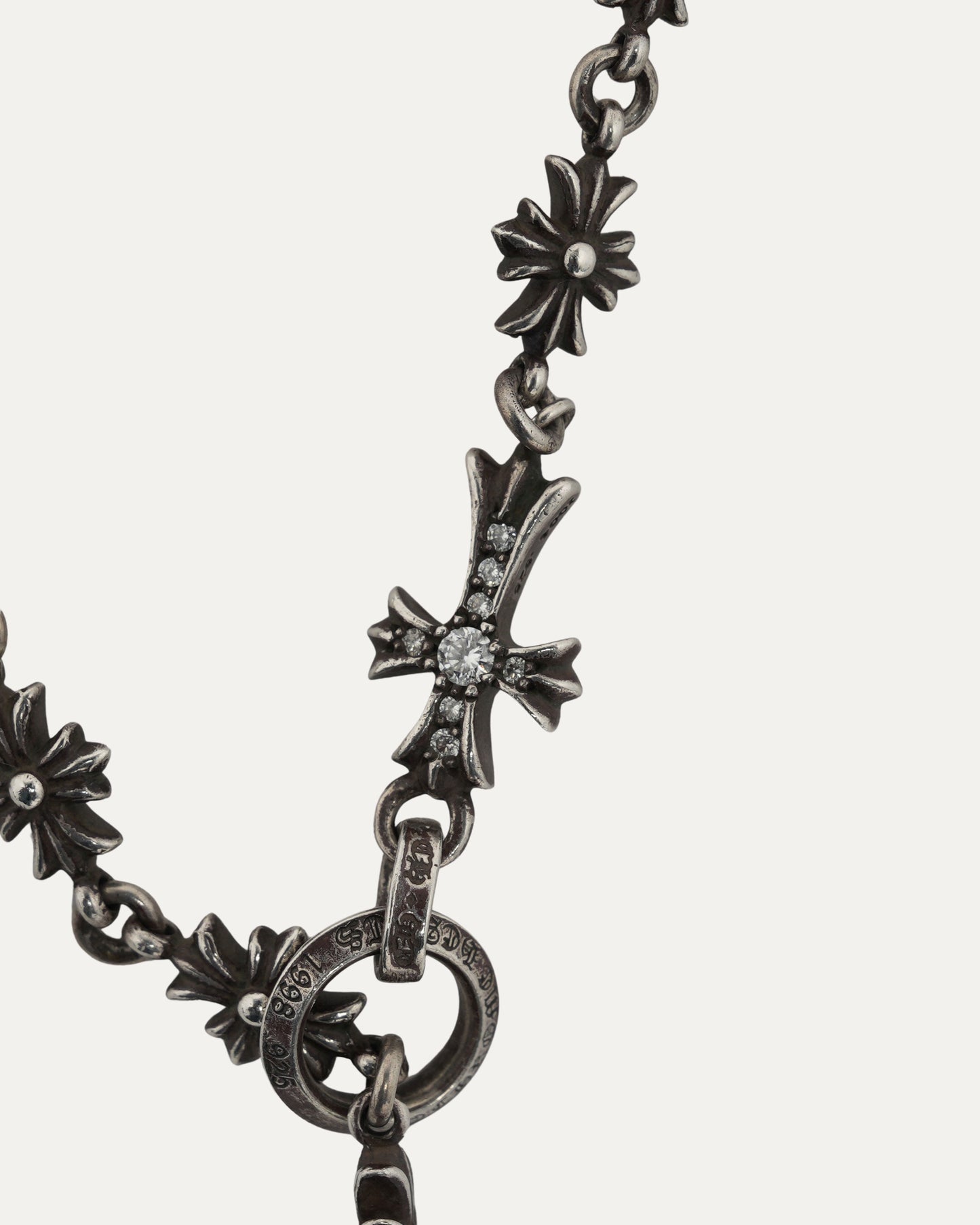 Diamond Tiny E Choke Chain Necklace
