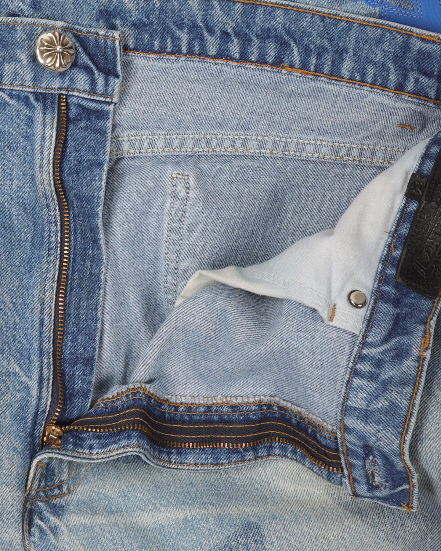 Levi's Stencil Cross Patch Jeans