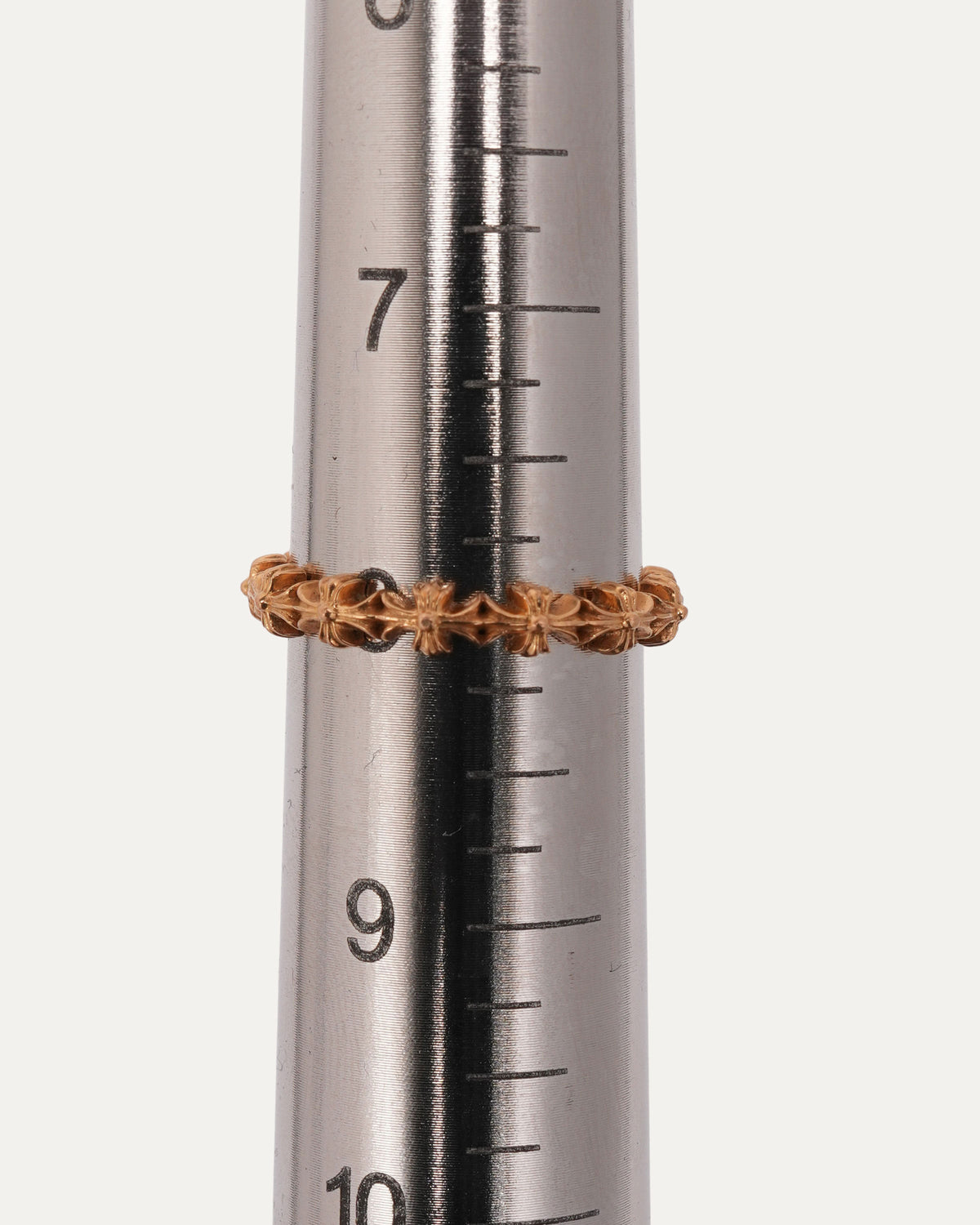 Gold Tiny E Band Ring