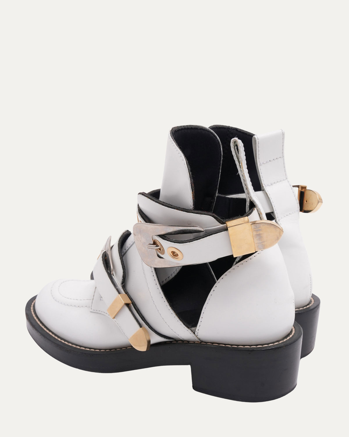 Ceinture Leather Cut-Out Ankle Boots