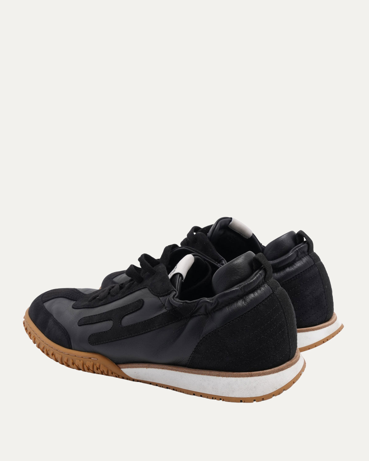 Jet Sneakers