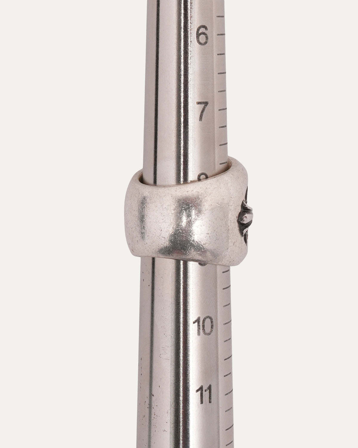 Oval Cross Ring