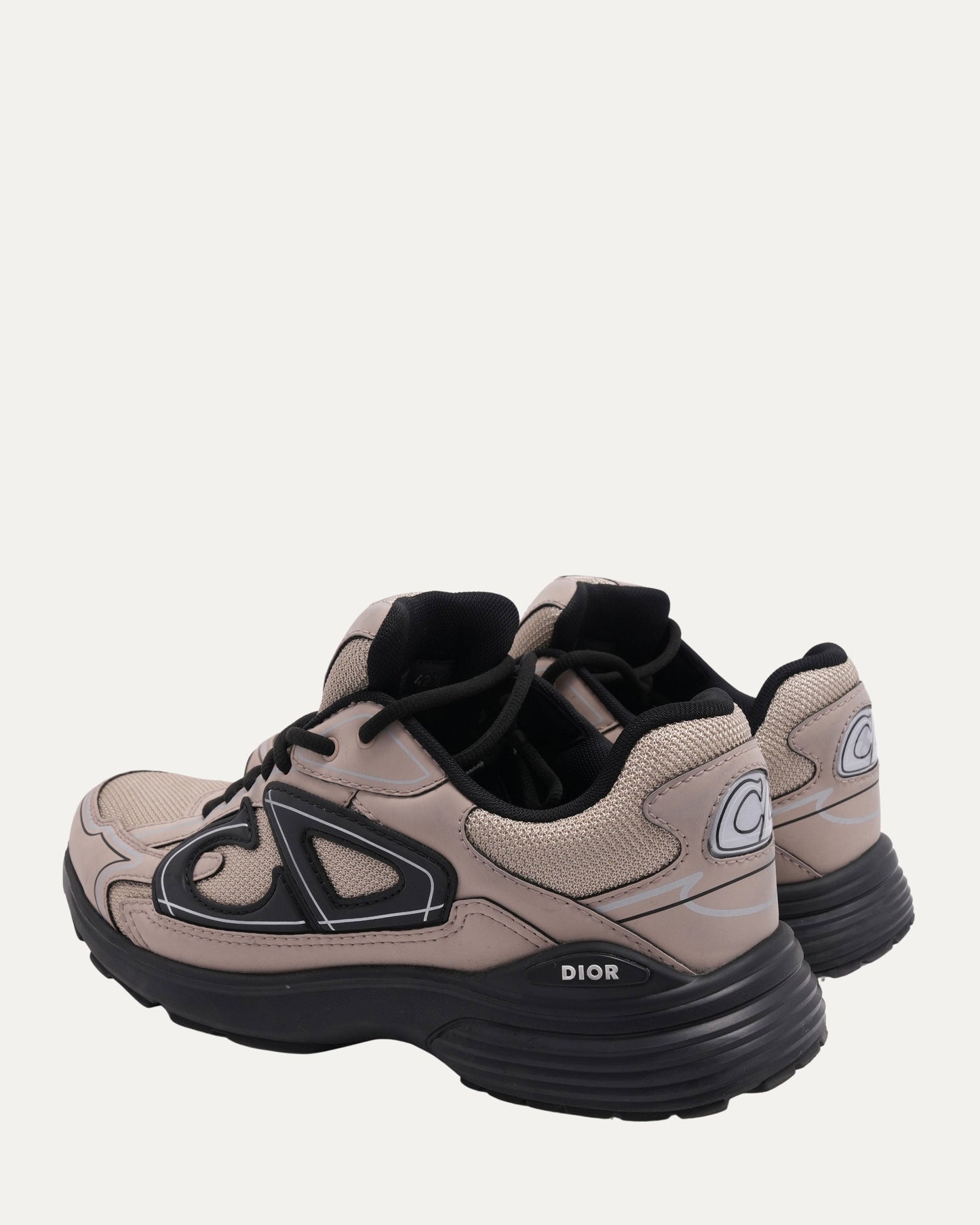 B30 Sneakers