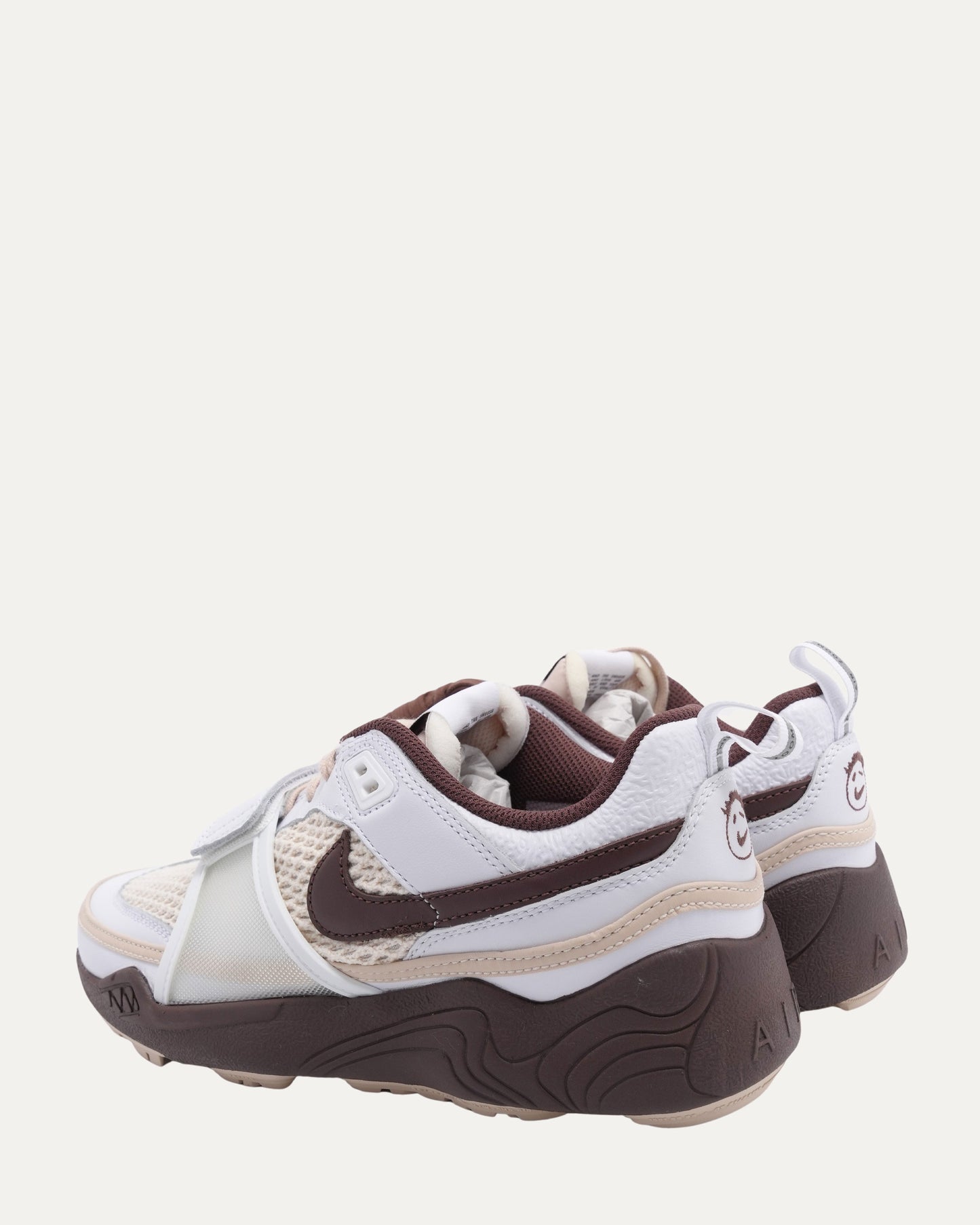 Travis Scott Zoom Field Jaxx