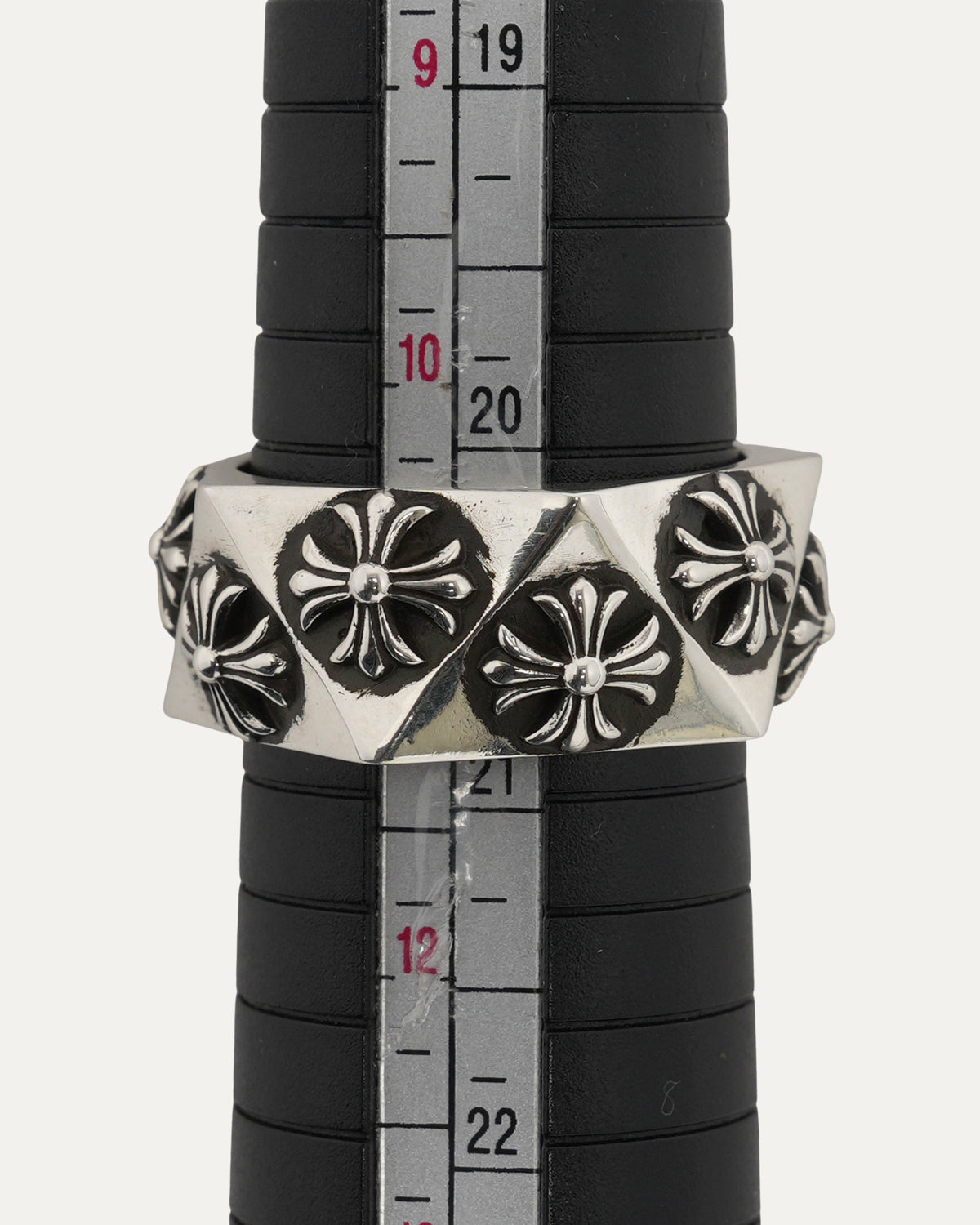 Pentagon Plus Cross Ring