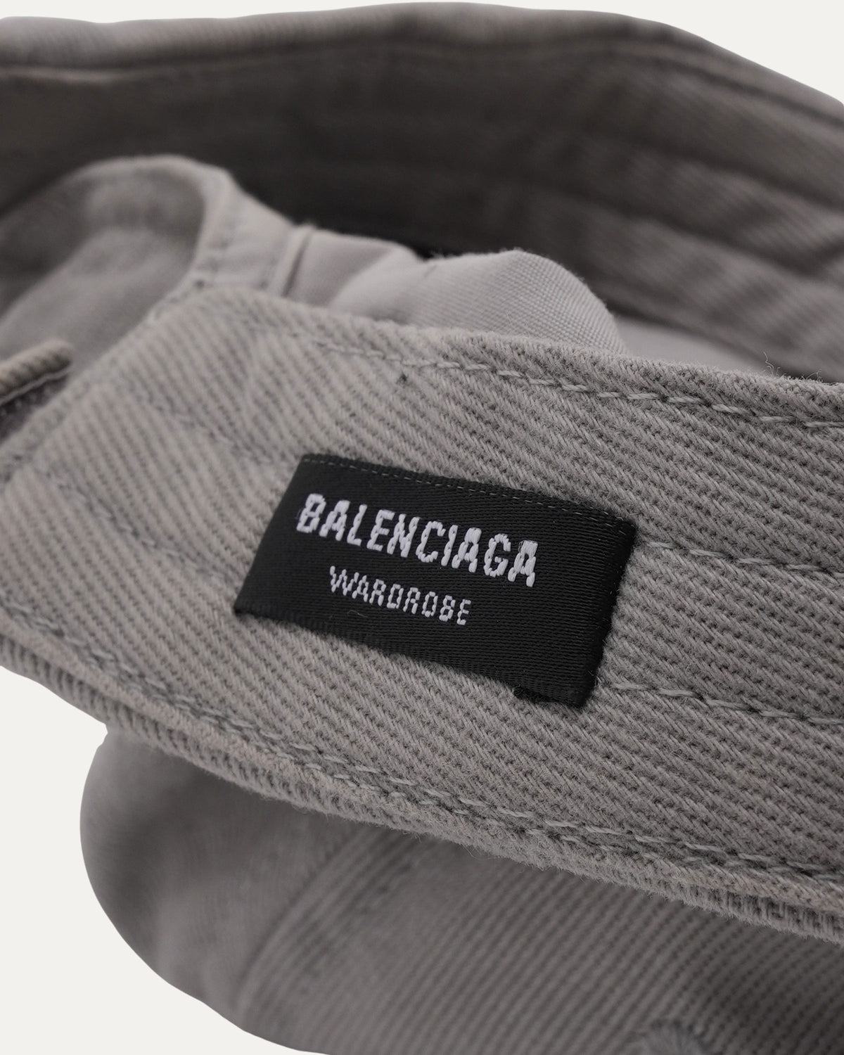 Logo Hat