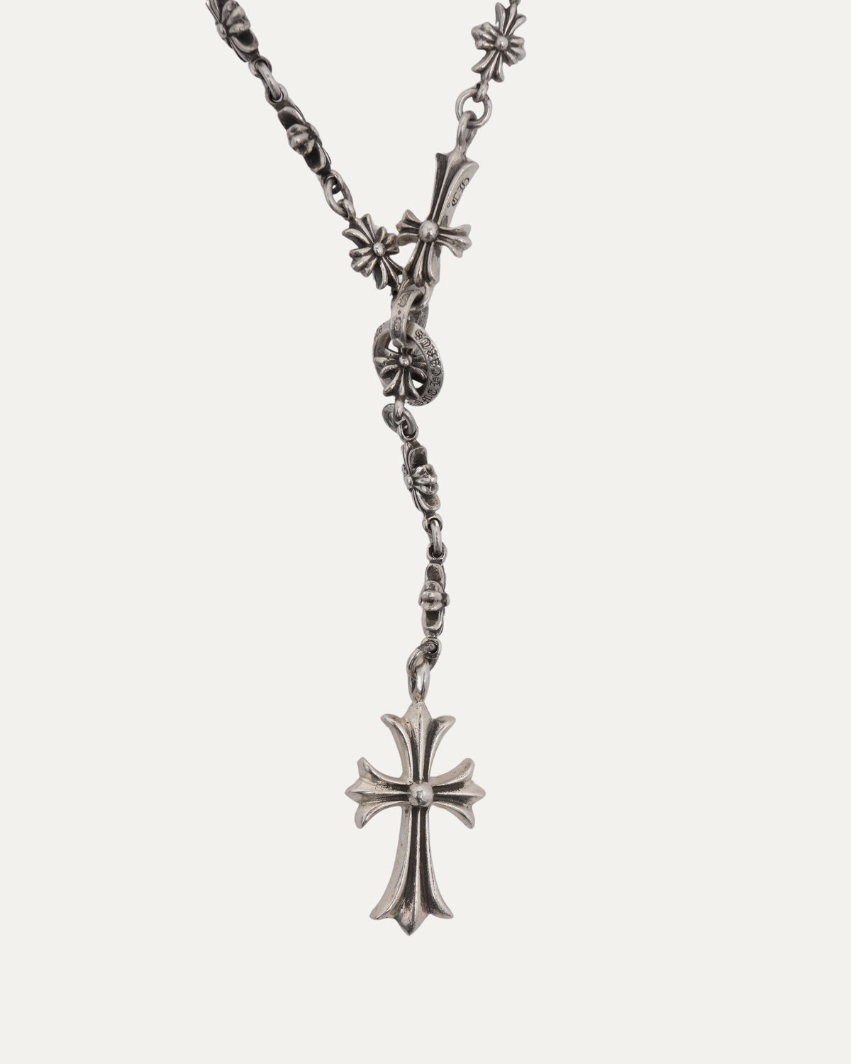 Tiny E Choke Chain Necklace