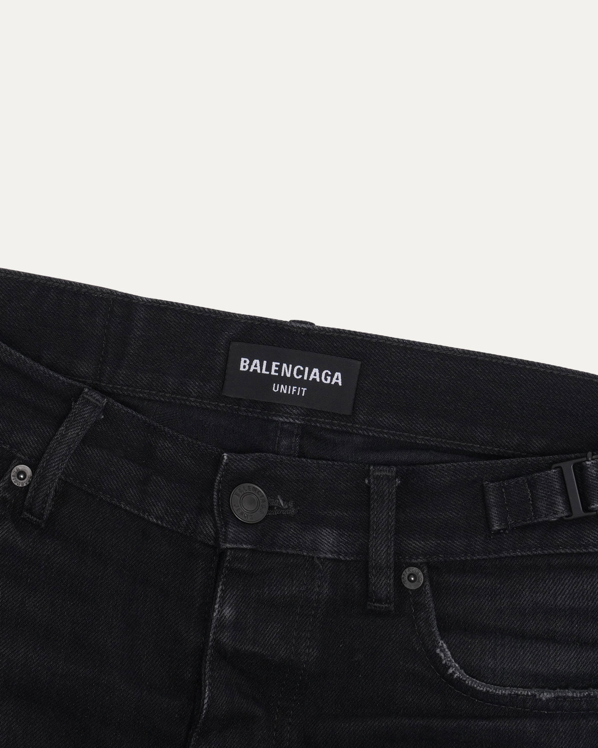 Distressed Straight Leg Jeans