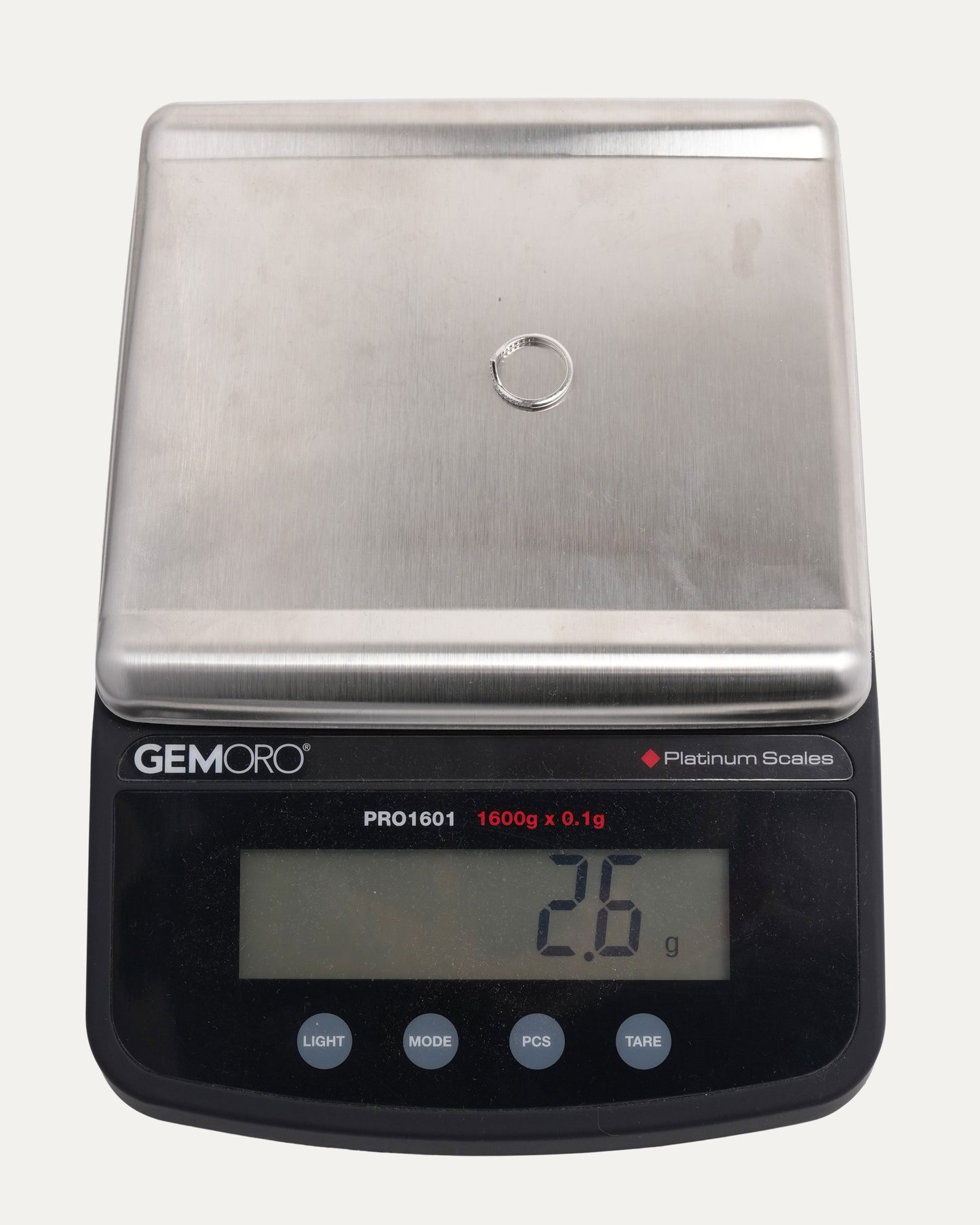 Platinum Diamond Soleste V Ring