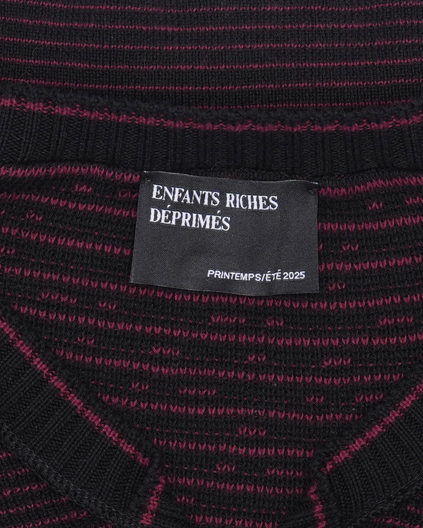 Here Comes Alice Aged V-Neck Sweater