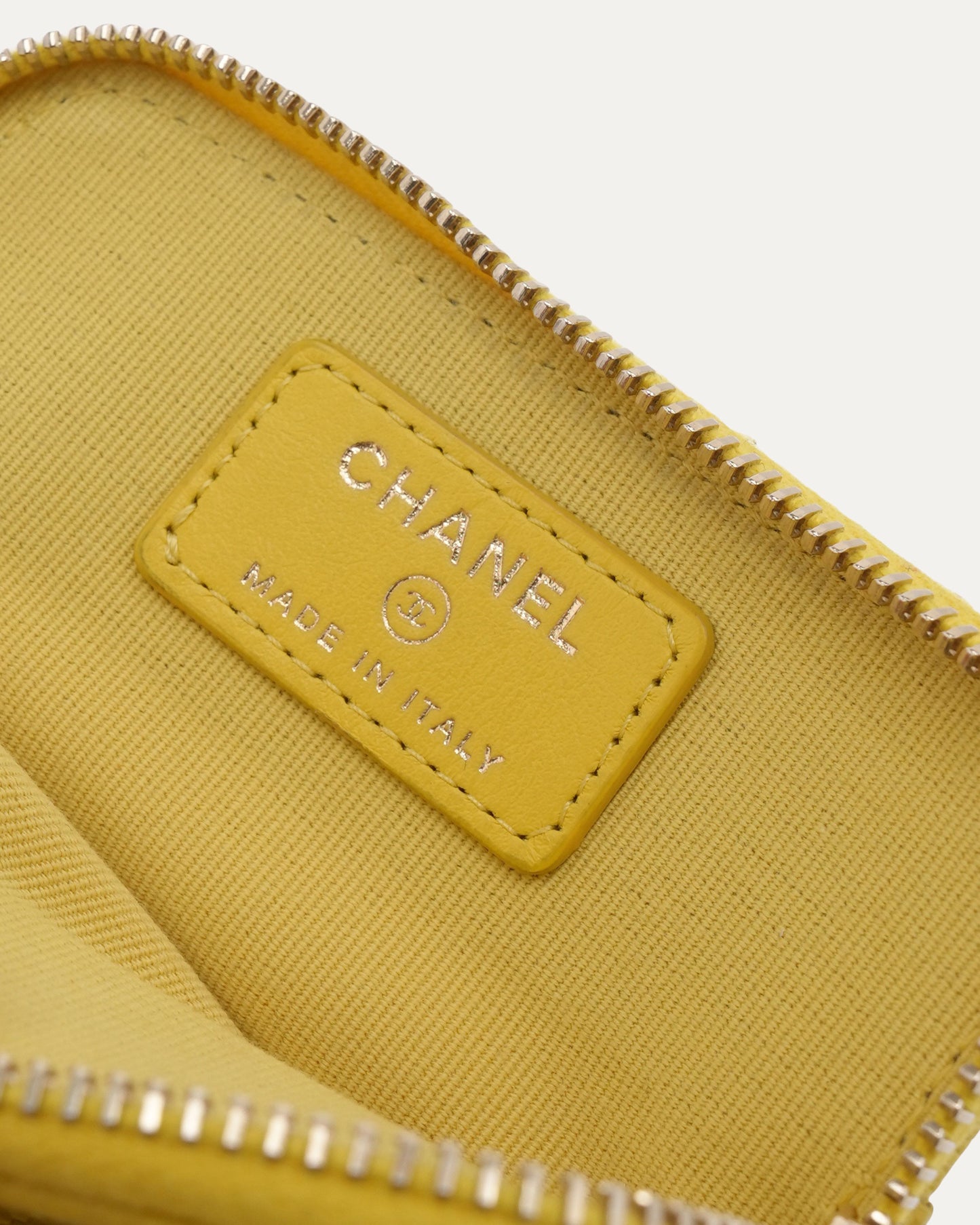 Caviar Classic Zip Wallet