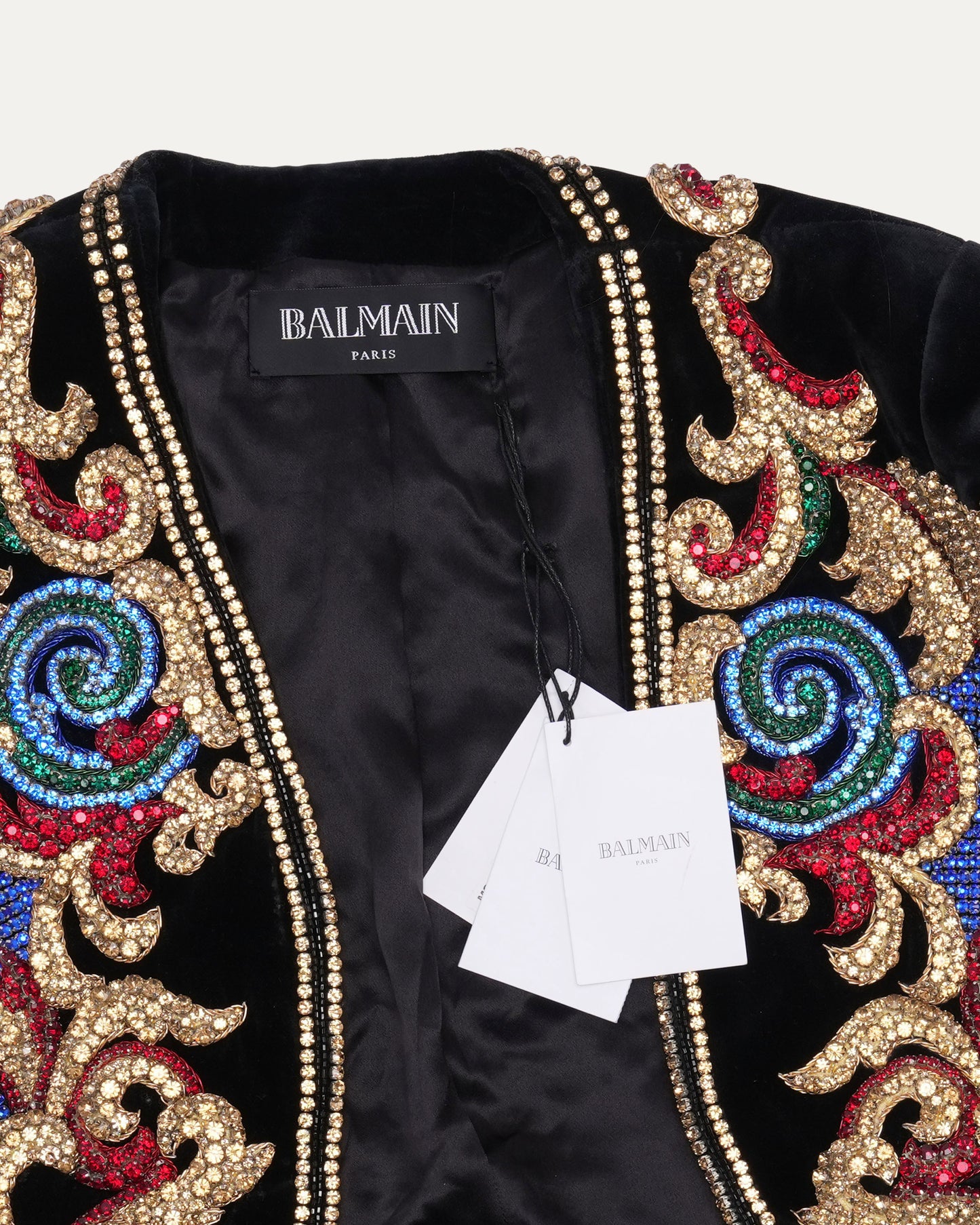 Pre-Fall 2016 Rhinestone Embellished Baroque Pattern Jacket