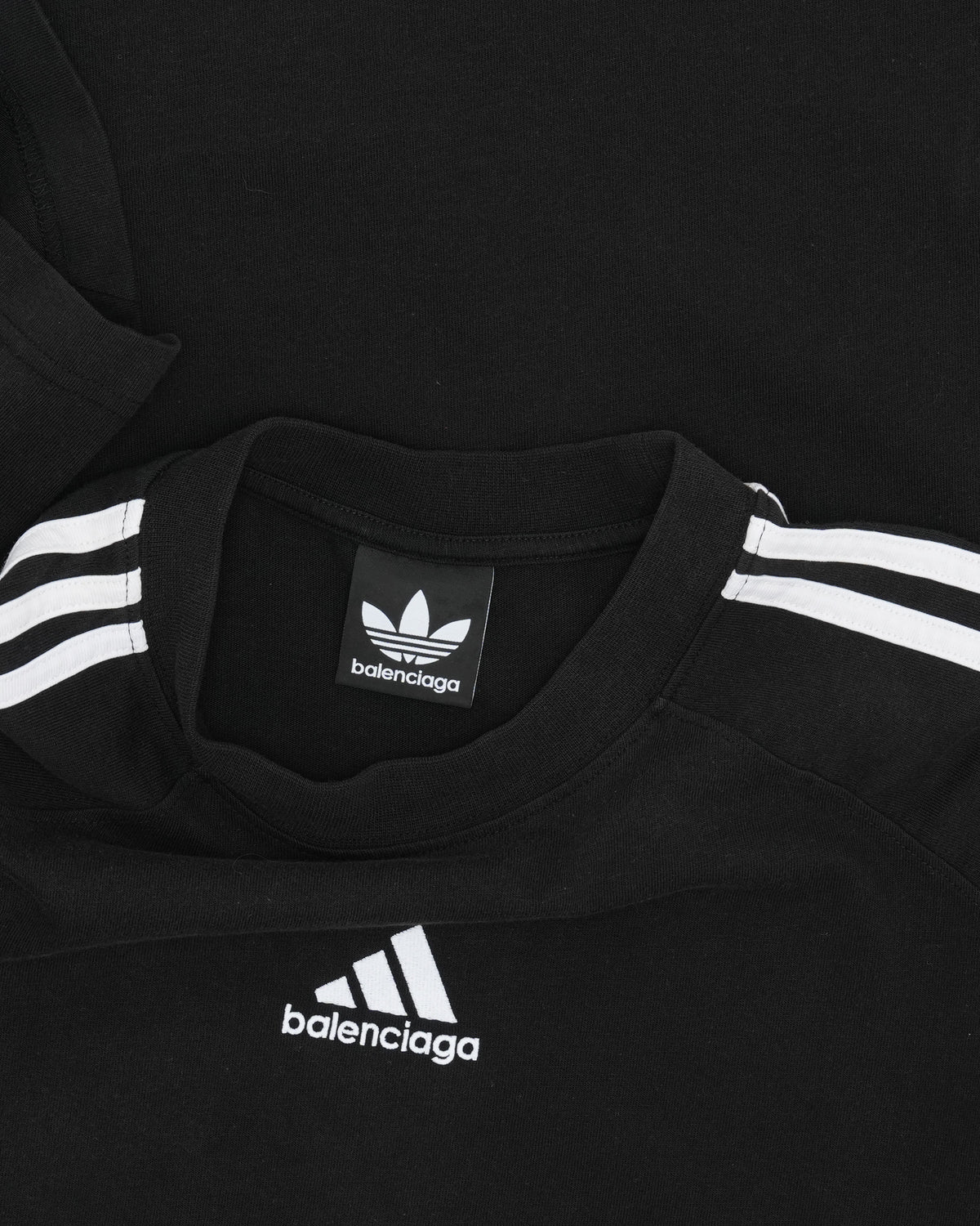 Adidas T-Shirt