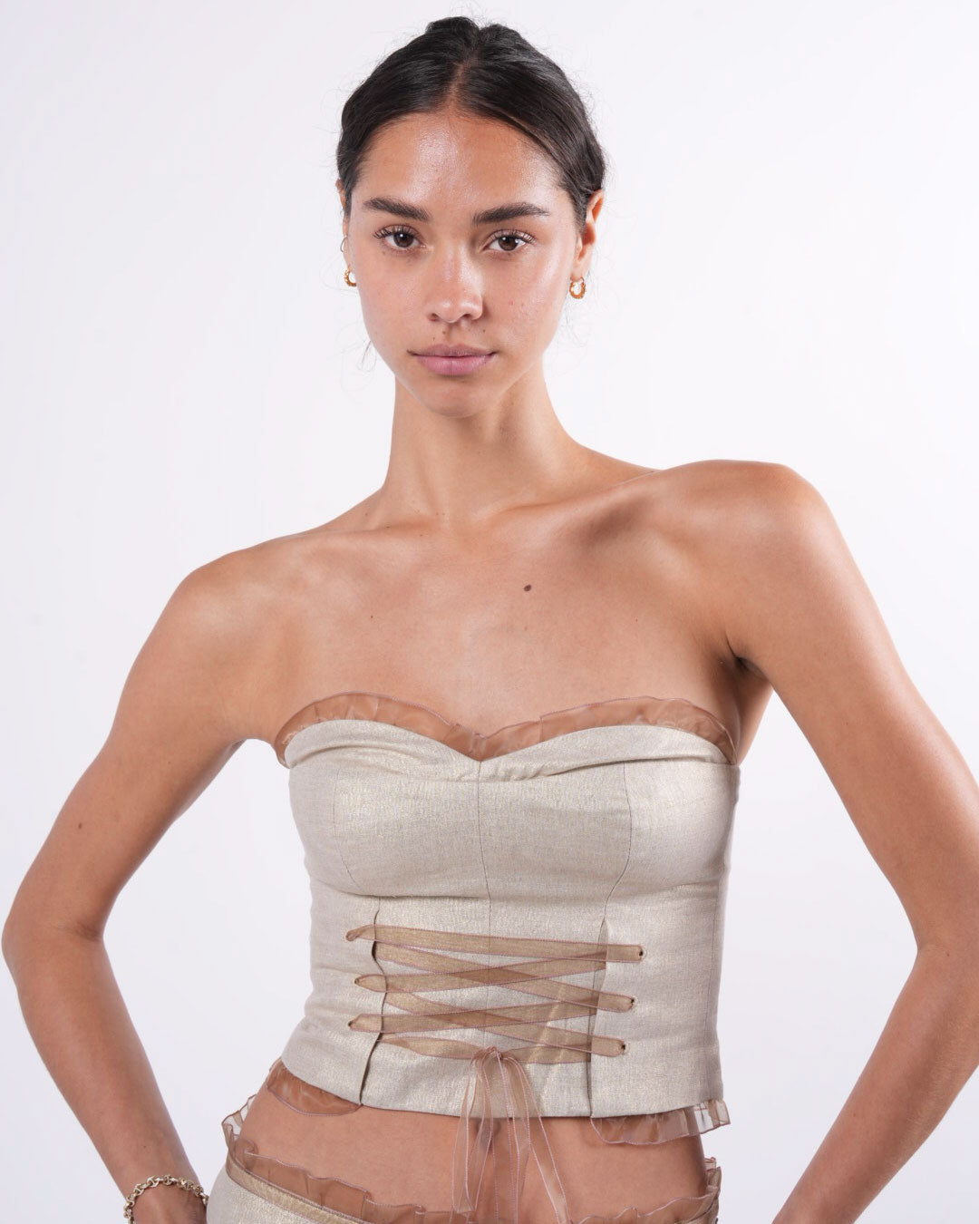 Linen Set With Ribbon Detail