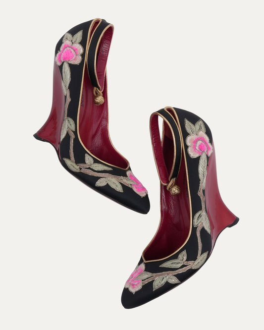 Tom Ford Era FW 2004 Embroidered Chinoiserie Heels